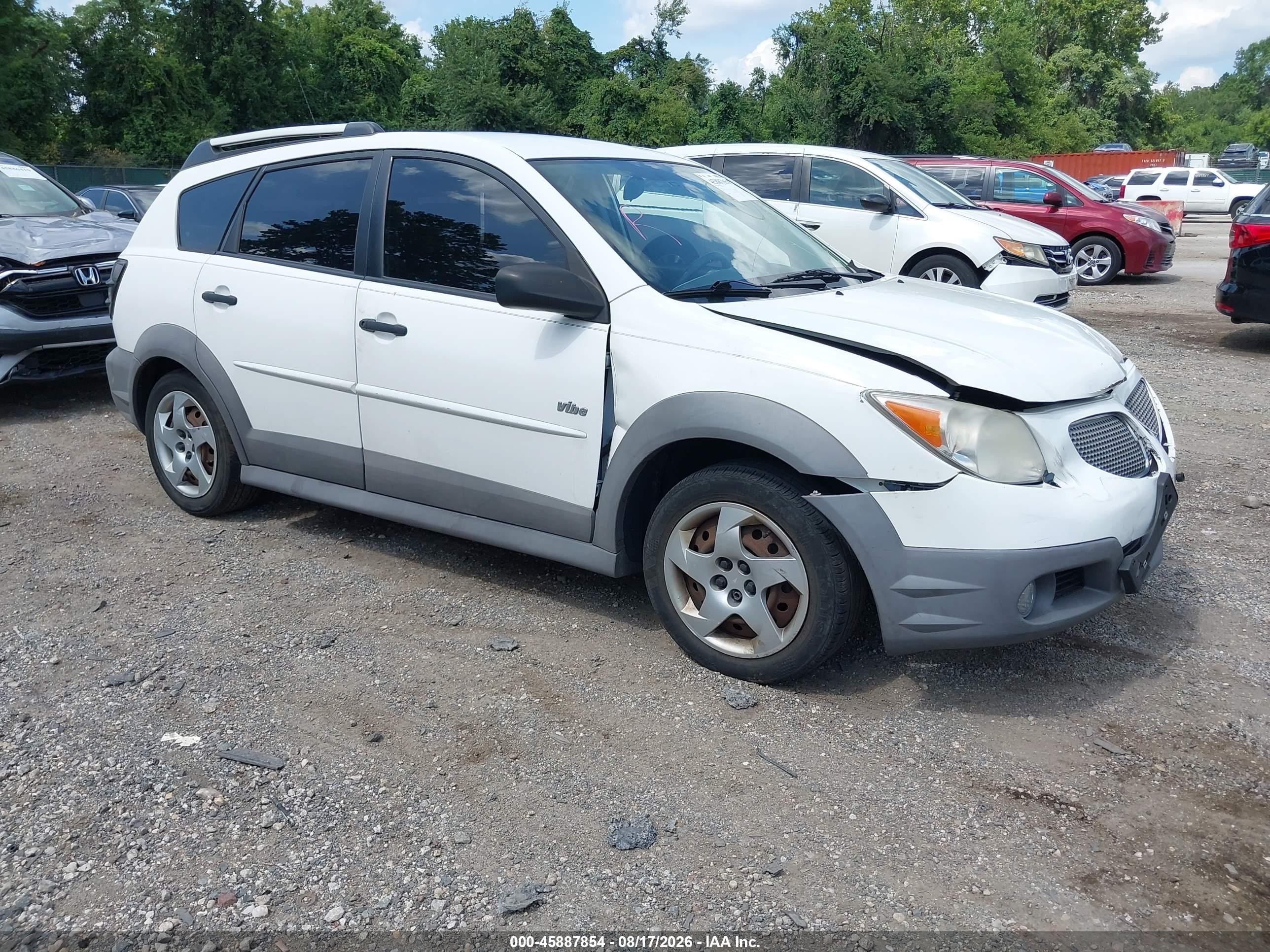 2007 Pontiac Vibe   White vin: 5Y2SL65817Z420664