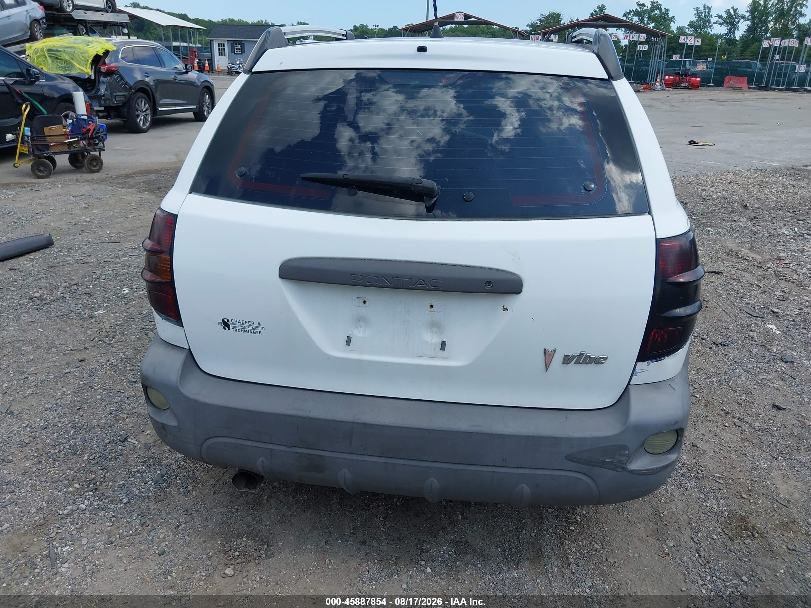 2007 Pontiac Vibe   White vin: 5Y2SL65817Z420664