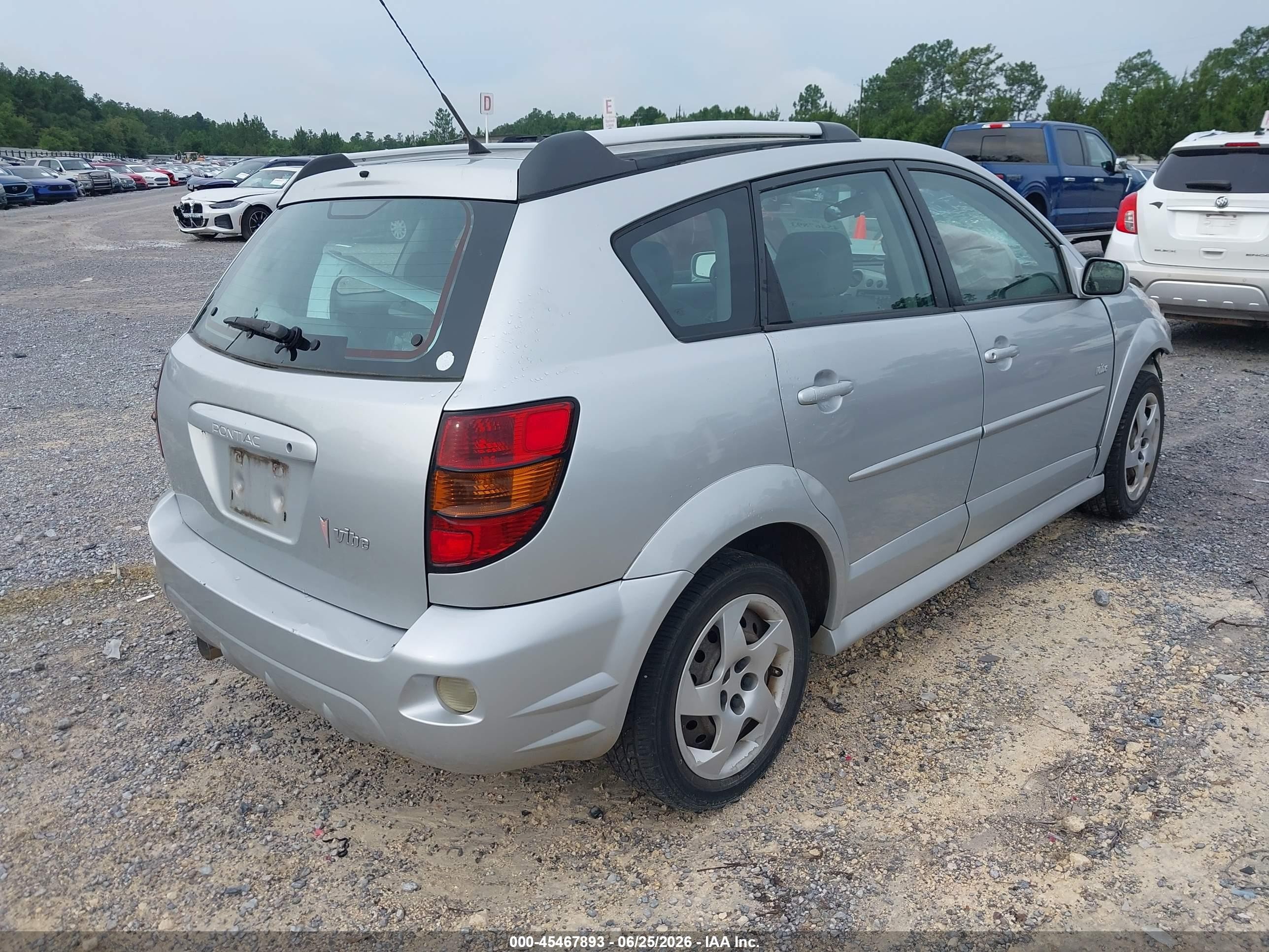 2008 Pontiac Vibe   Silver vin: 5Y2SL65818Z410413