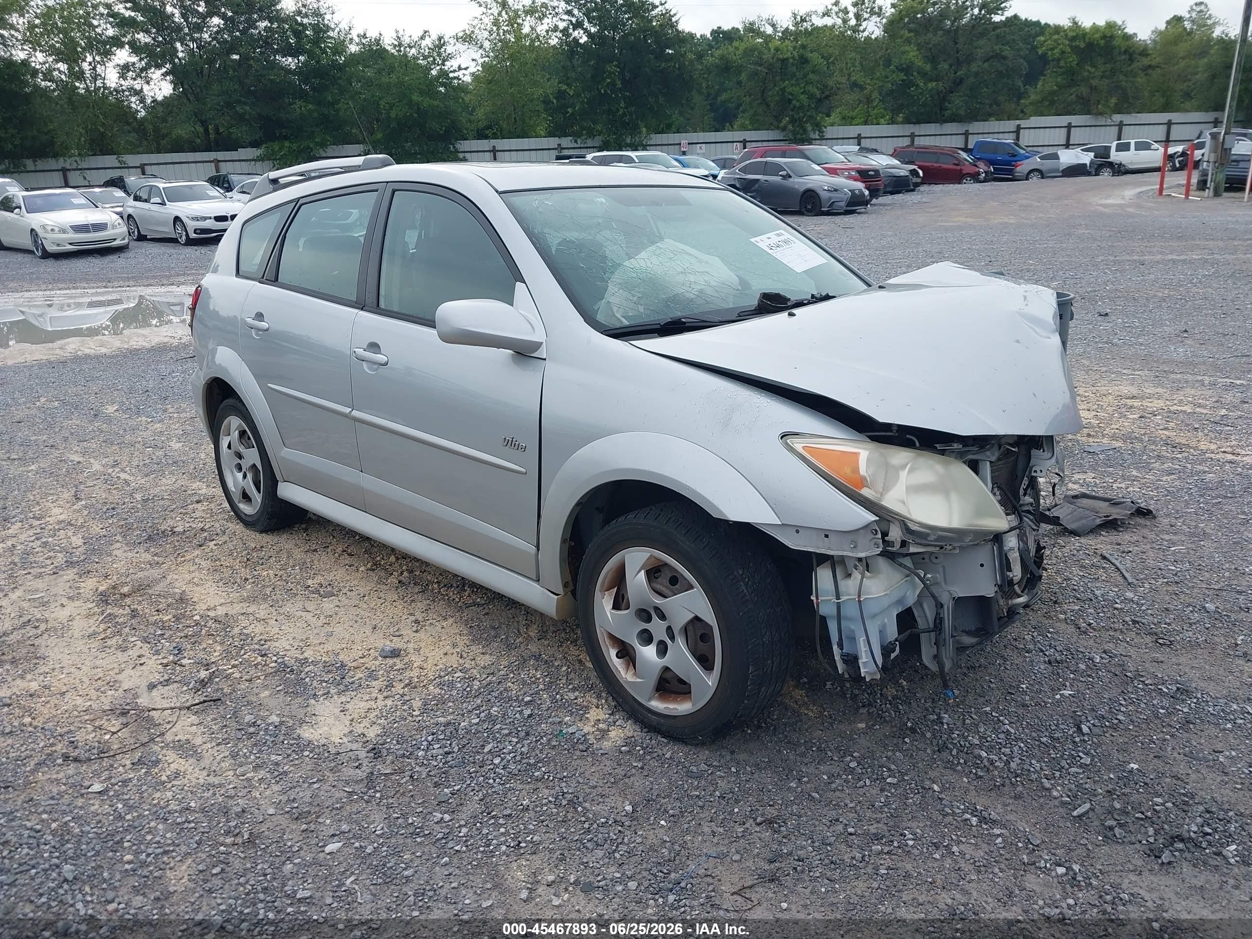 2008 Pontiac Vibe   Silver vin: 5Y2SL65818Z410413