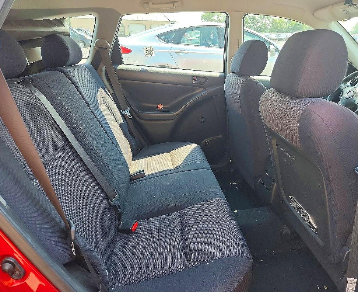 2006 Pontiac Vibe Red vin: 5Y2SL65826Z464381
