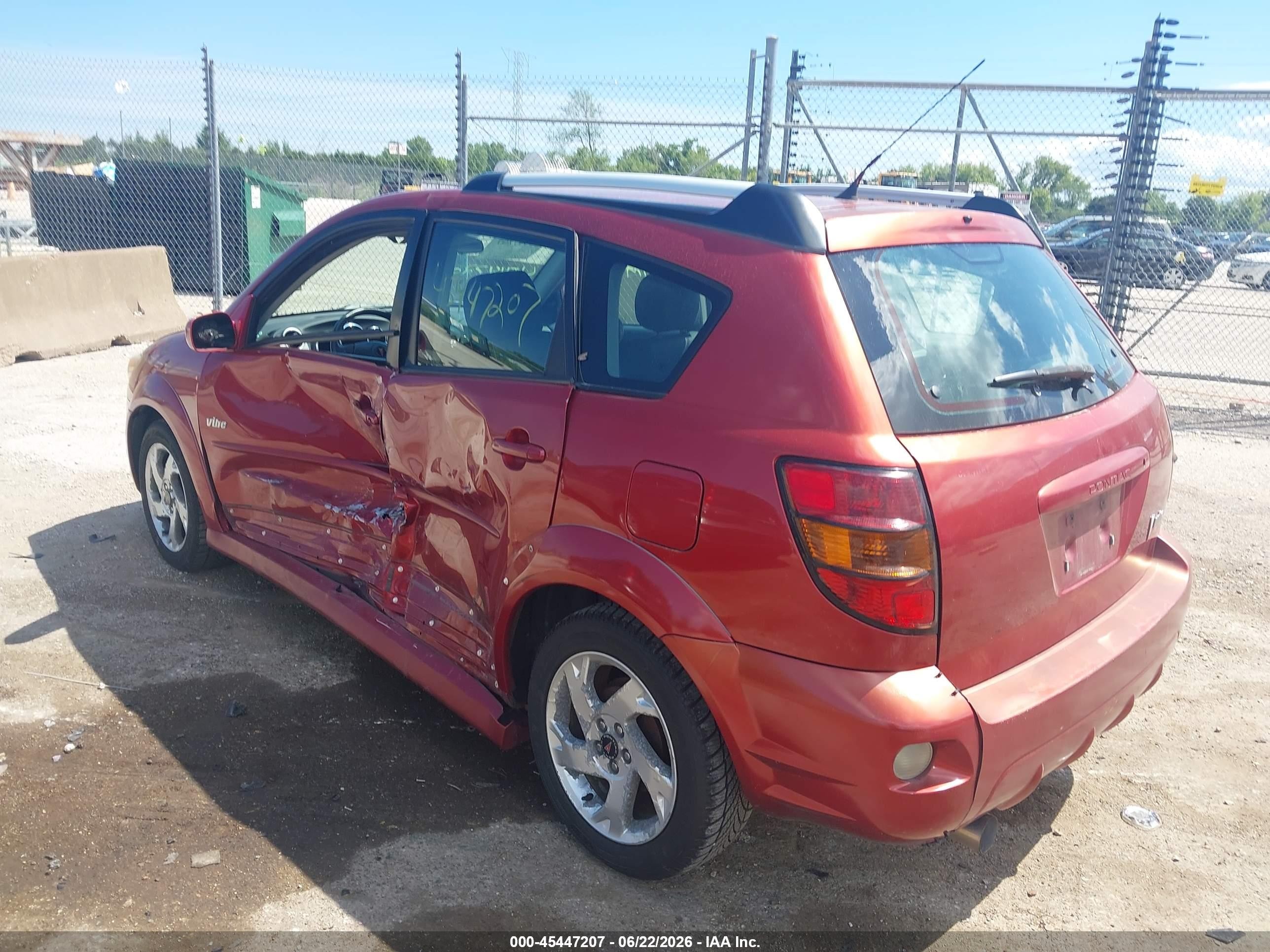 2007 Pontiac Vibe   Red vin: 5Y2SL65827Z424268