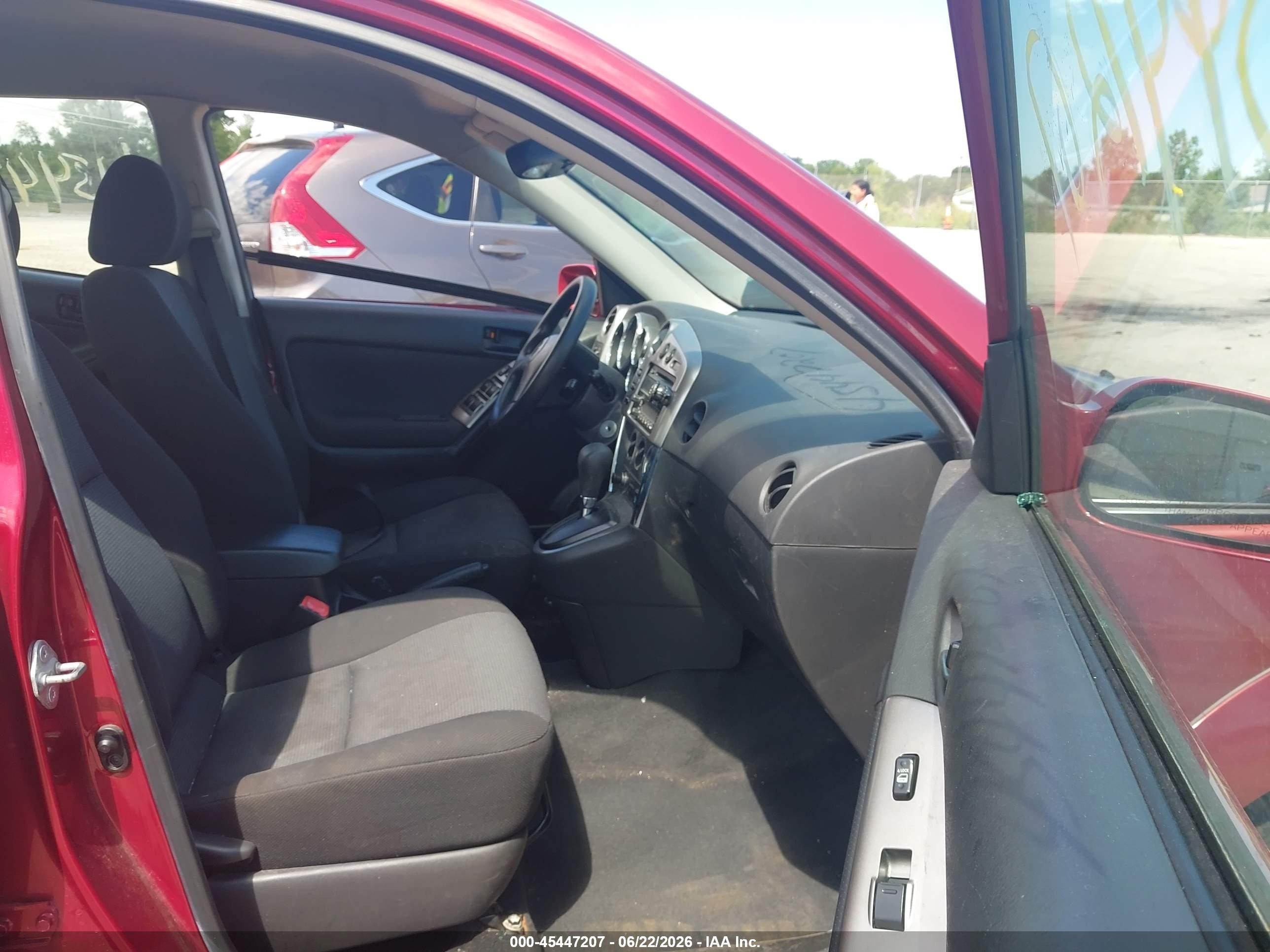 2007 Pontiac Vibe   Red vin: 5Y2SL65827Z424268