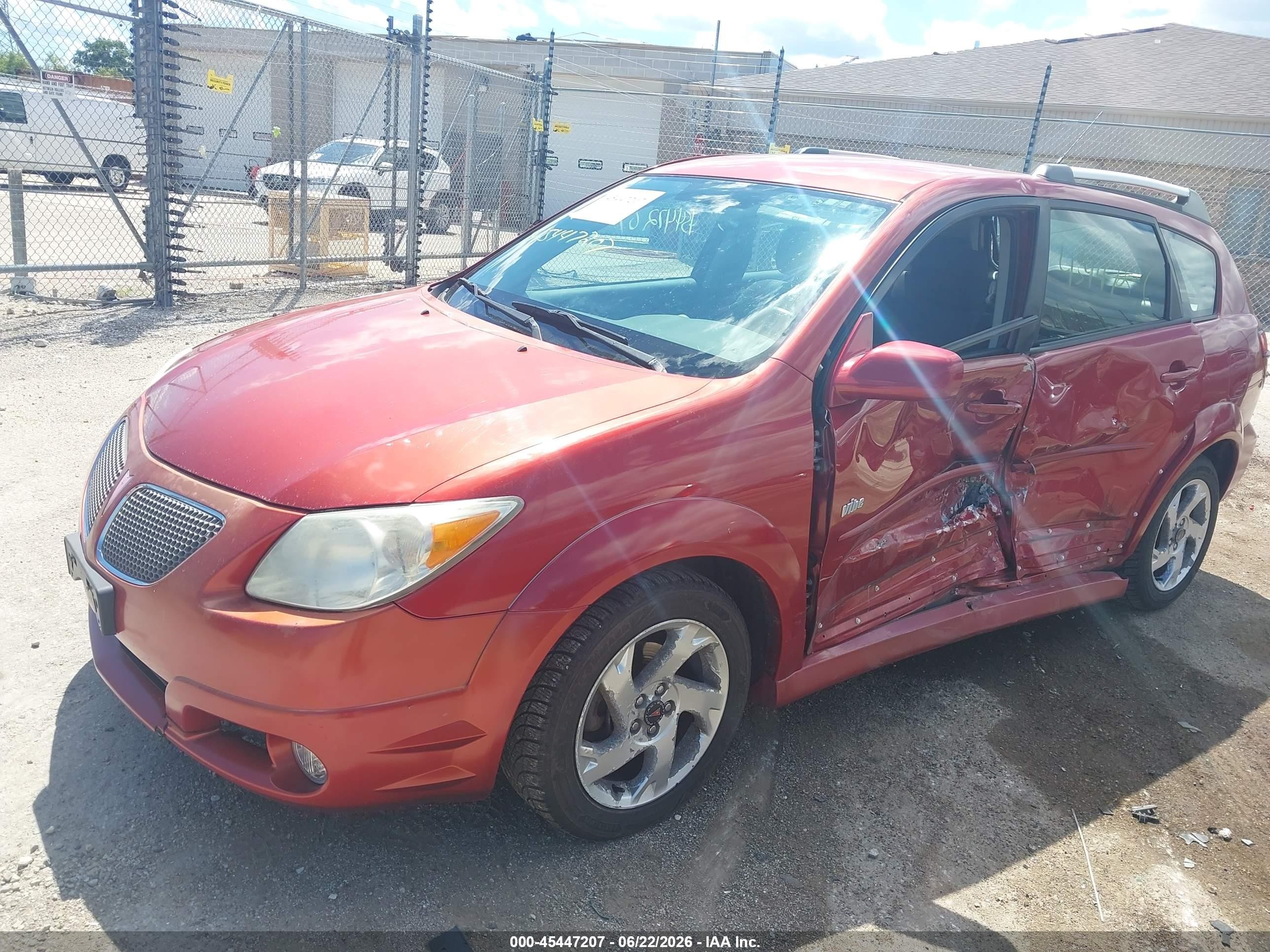 2007 Pontiac Vibe   Red vin: 5Y2SL65827Z424268