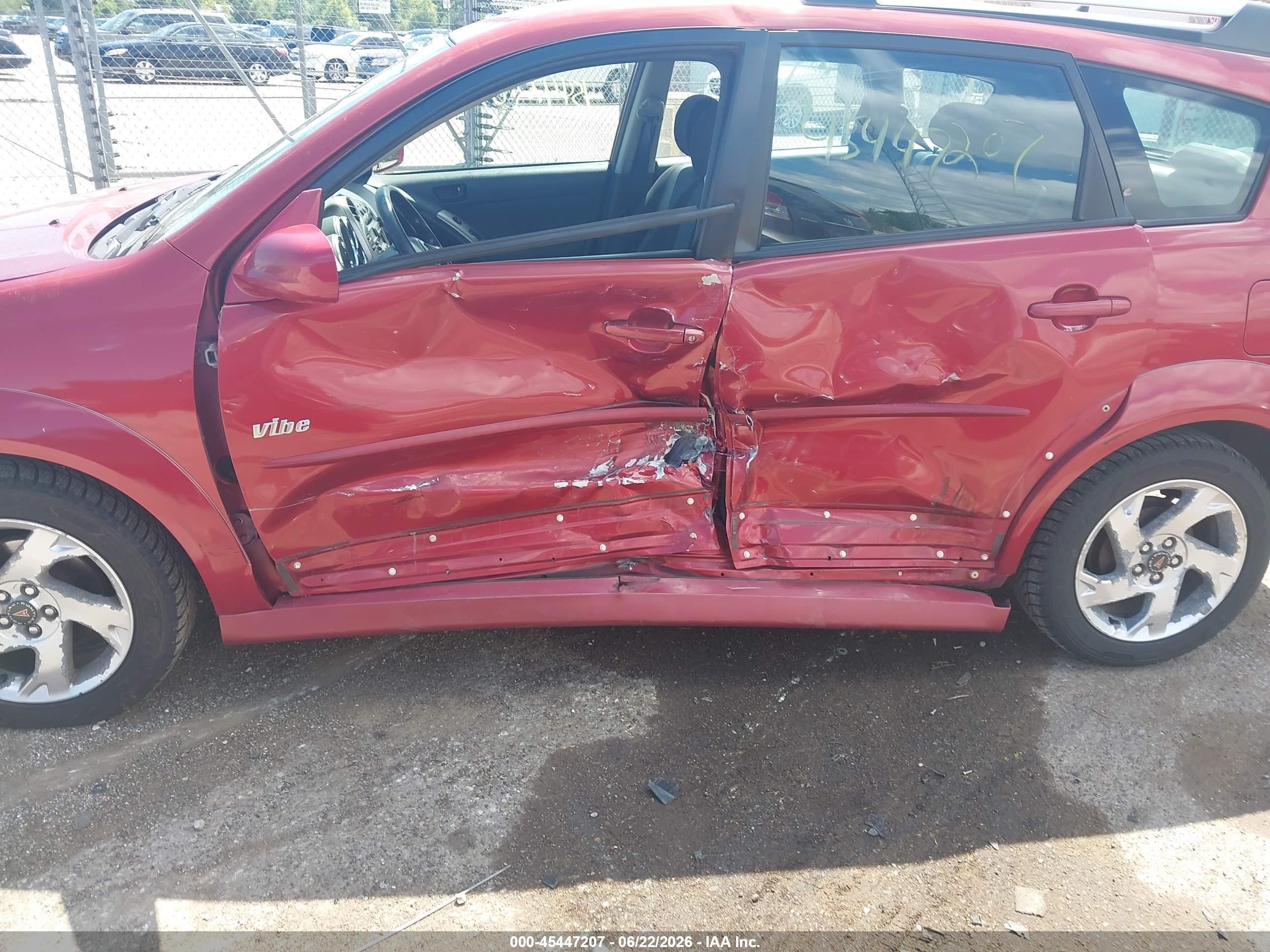2007 Pontiac Vibe   Red vin: 5Y2SL65827Z424268