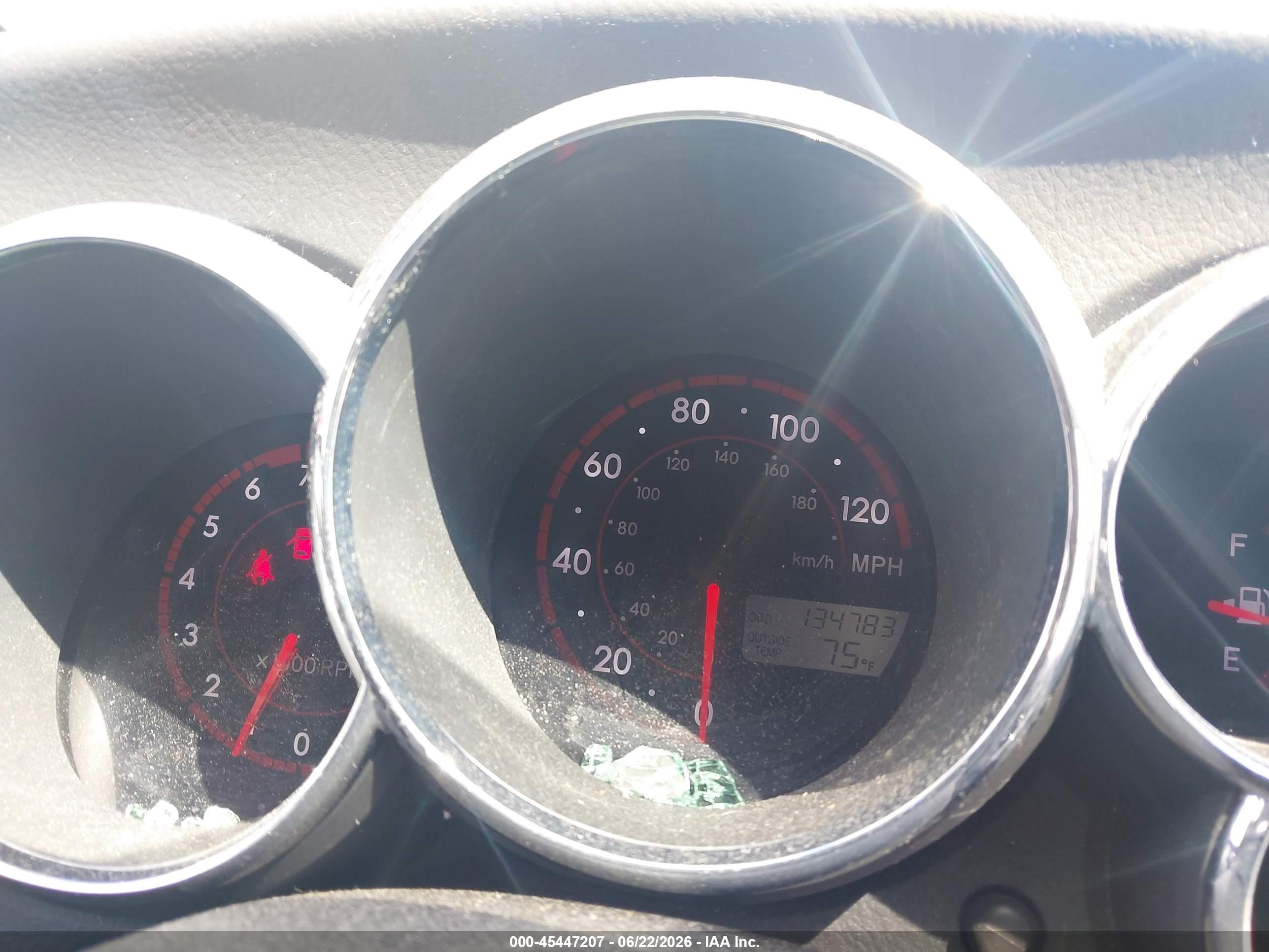 2007 Pontiac Vibe   Red vin: 5Y2SL65827Z424268