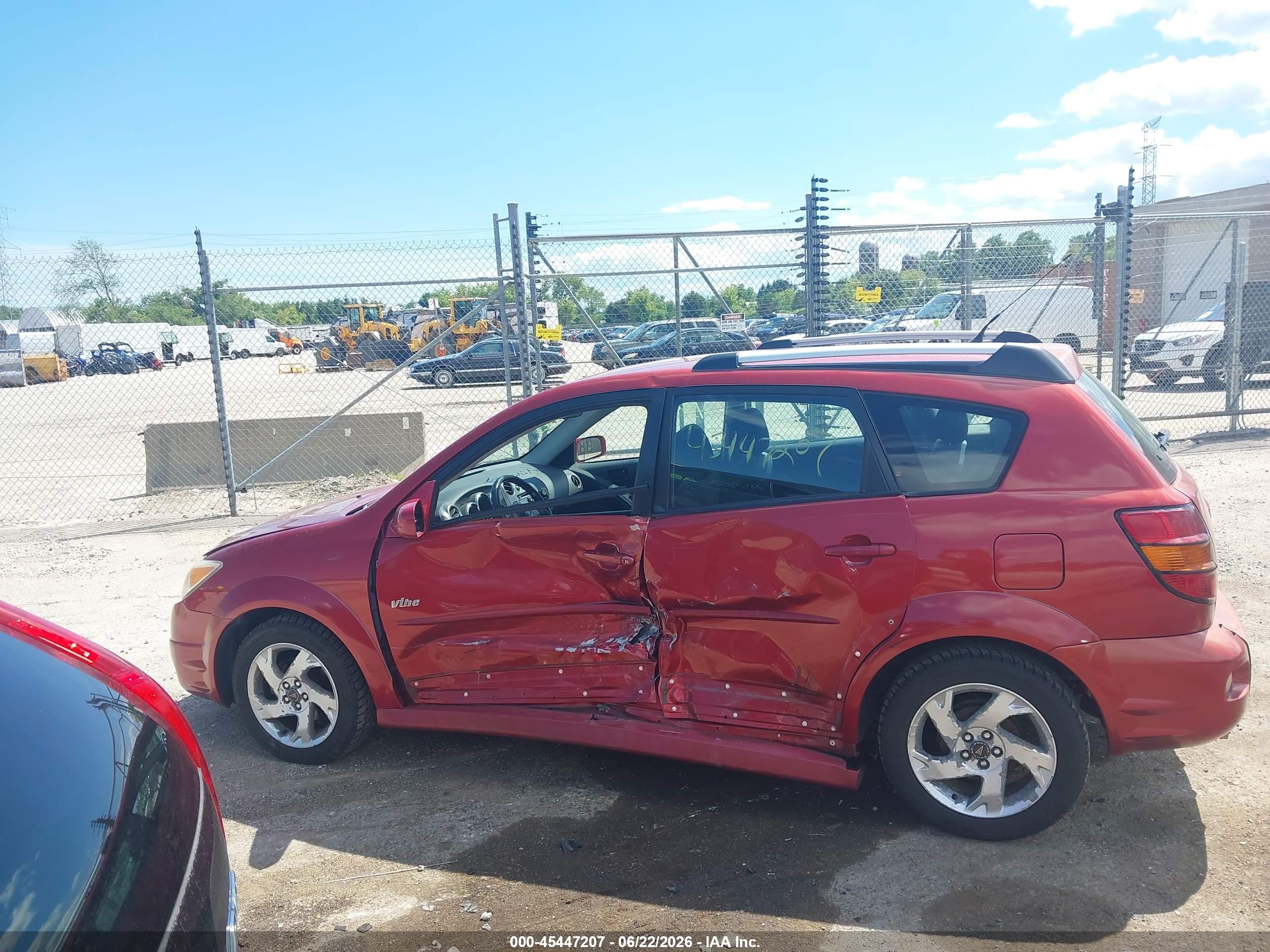 2007 Pontiac Vibe   Red vin: 5Y2SL65827Z424268