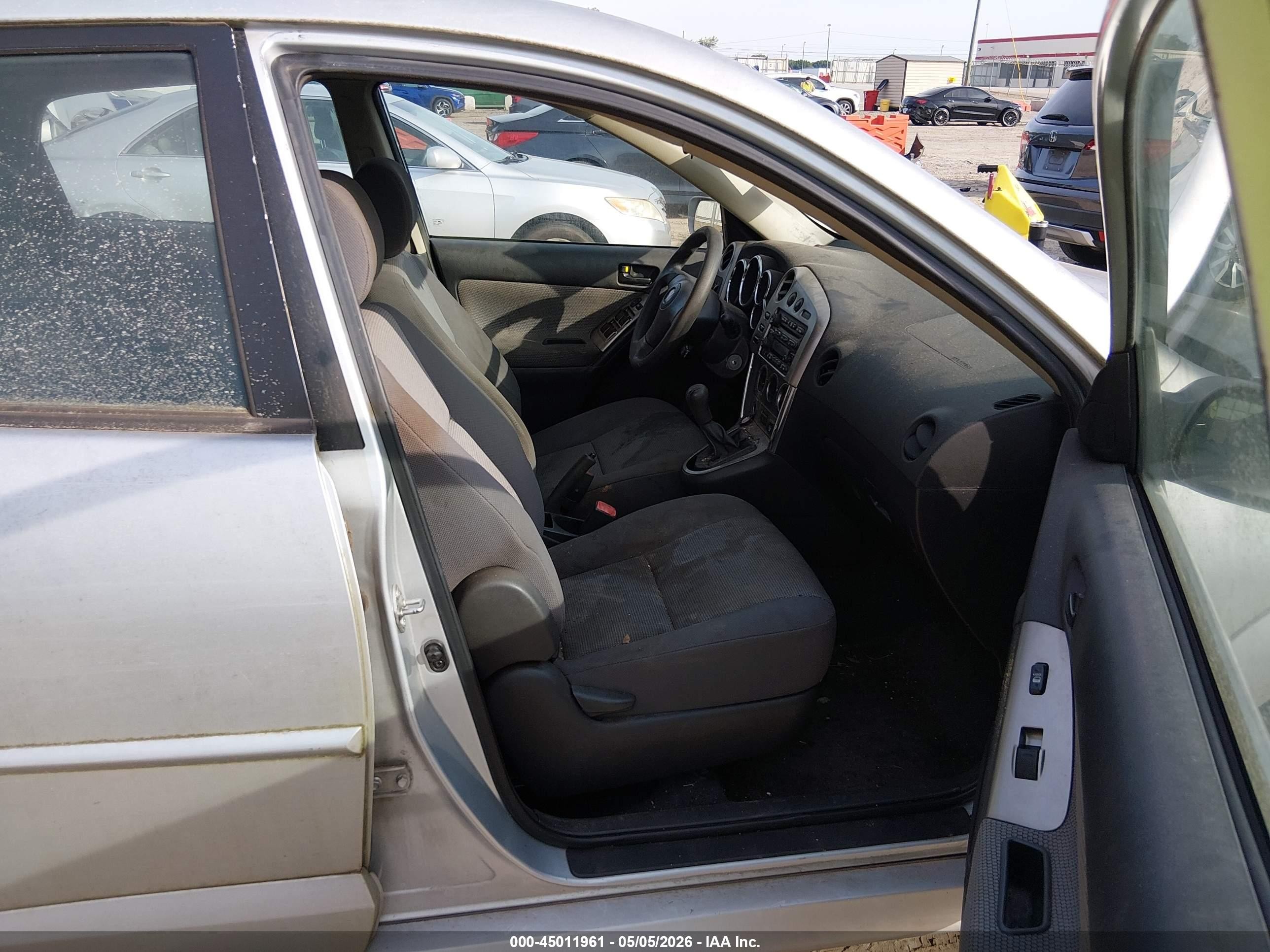 2007 Pontiac Vibe   Silver vin: 5Y2SL65837Z425431