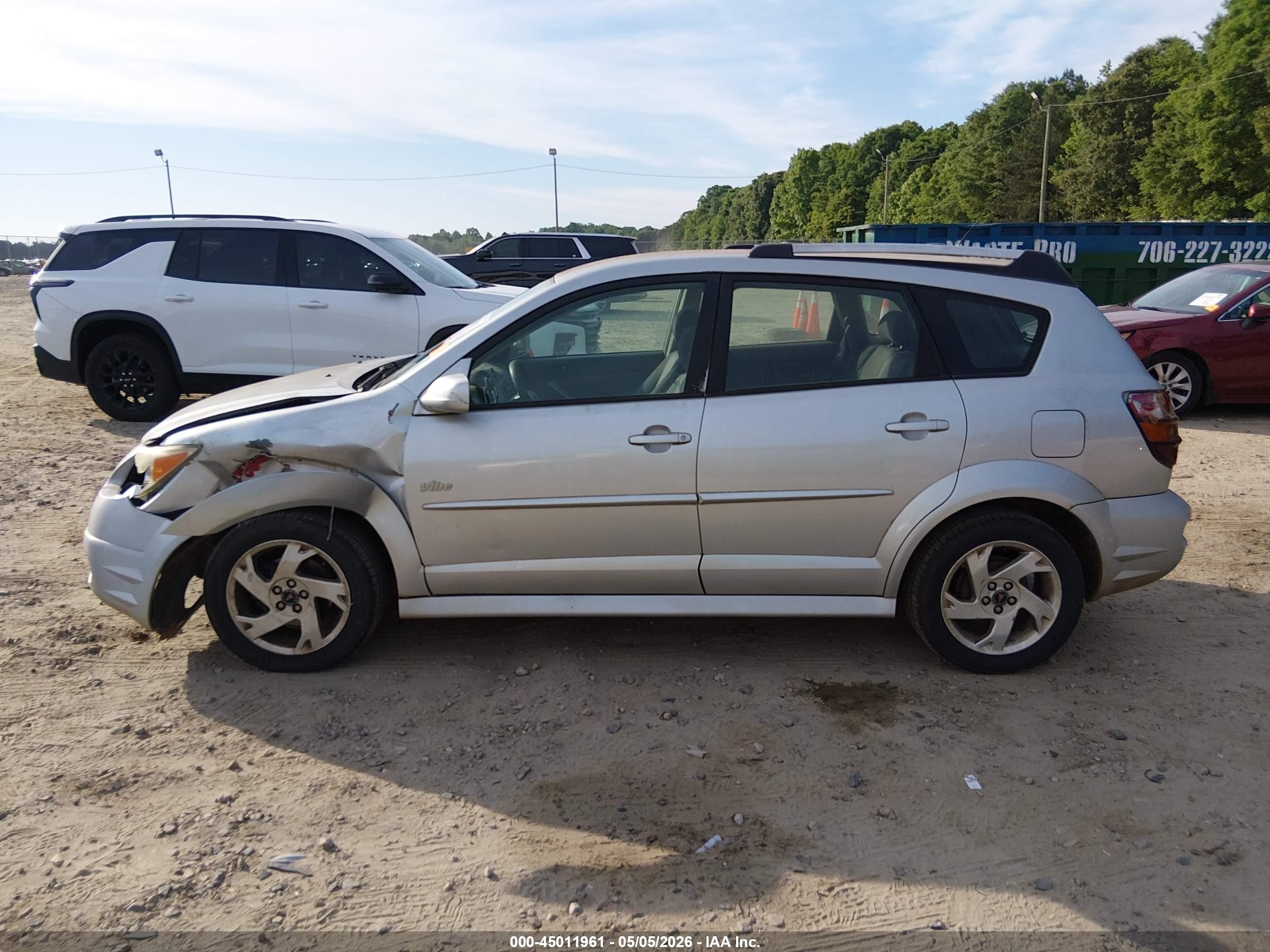 2007 Pontiac Vibe   Silver vin: 5Y2SL65837Z425431