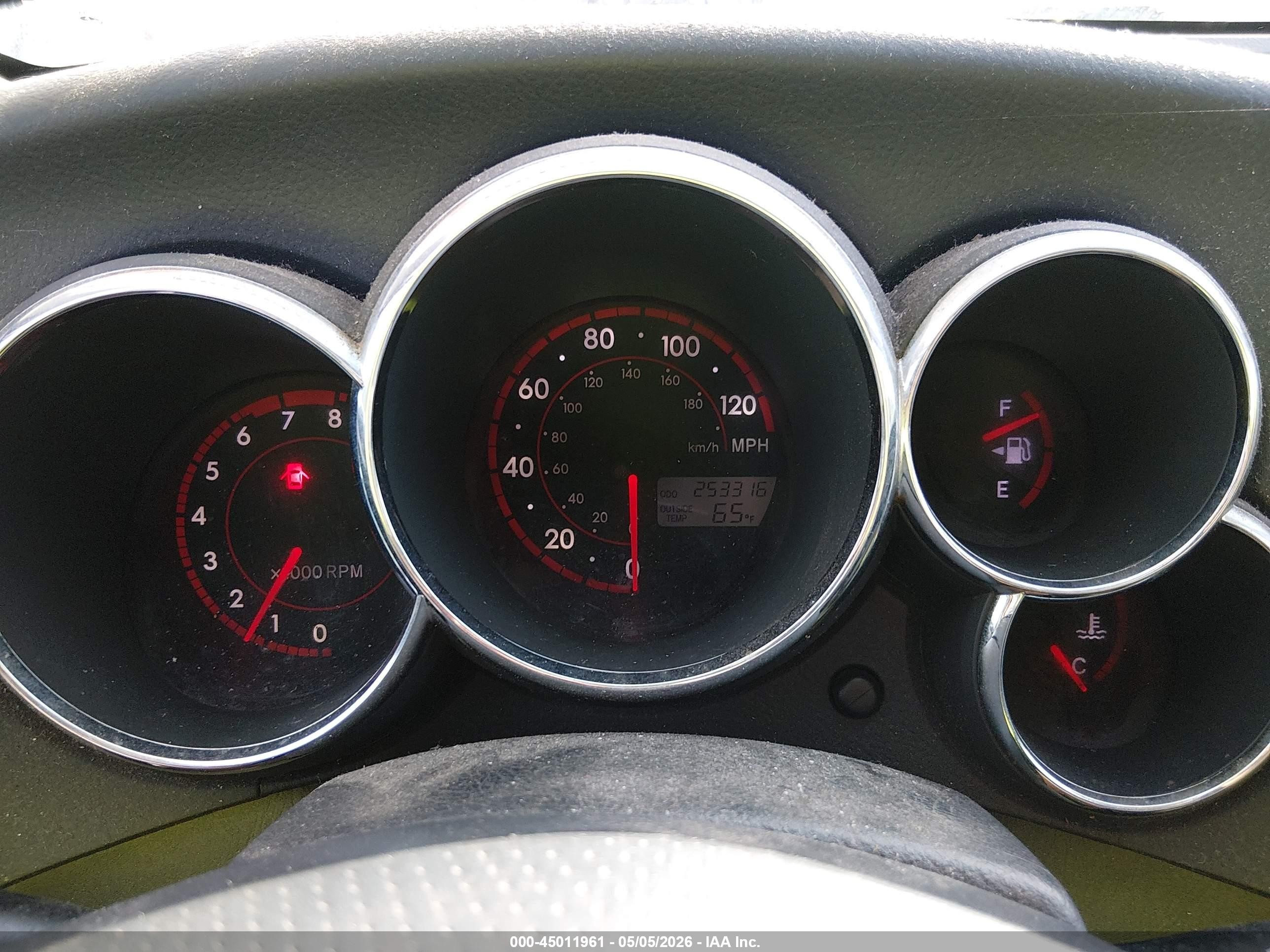 2007 Pontiac Vibe   Silver vin: 5Y2SL65837Z425431