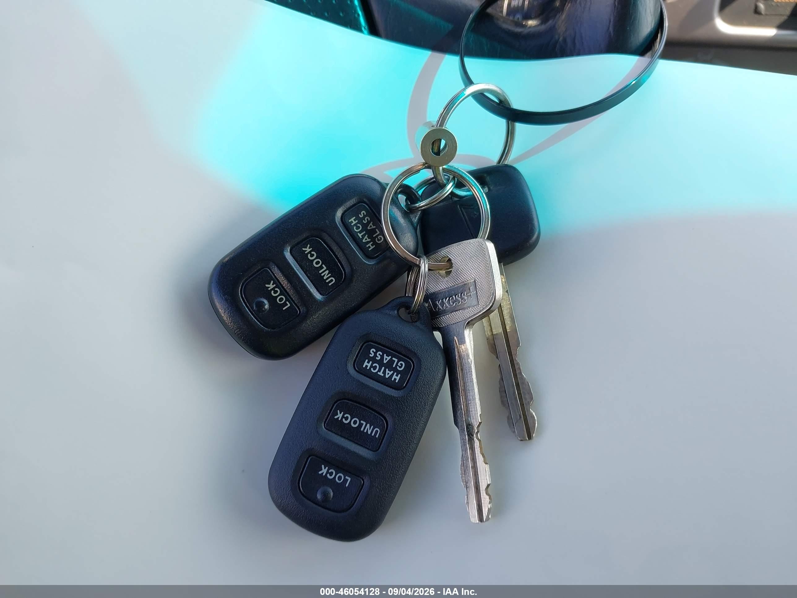 2007 Pontiac Vibe Light Blue vin: 5Y2SL65847Z421307