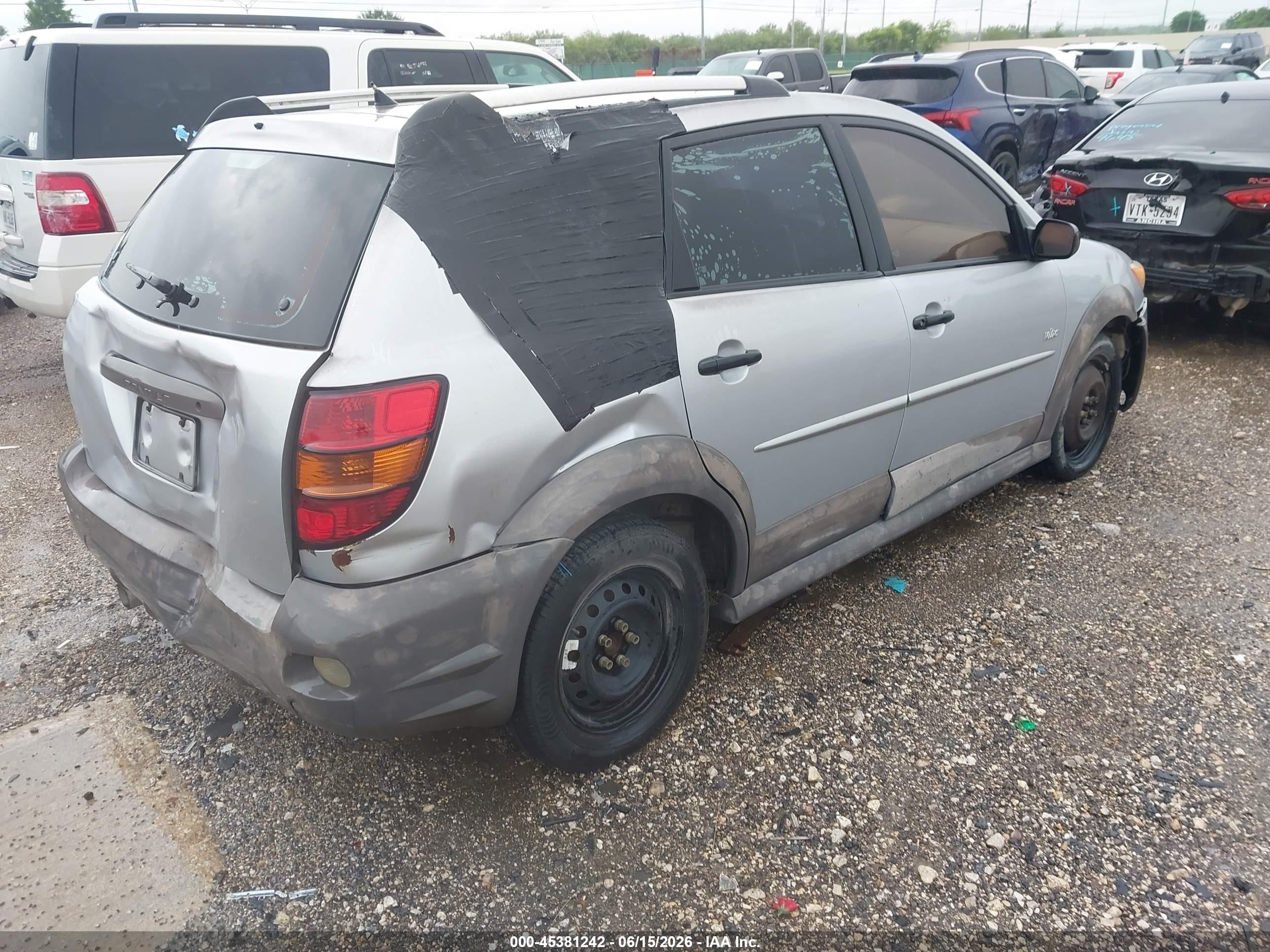 2008 Pontiac Vibe   Silver vin: 5Y2SL65848Z402113