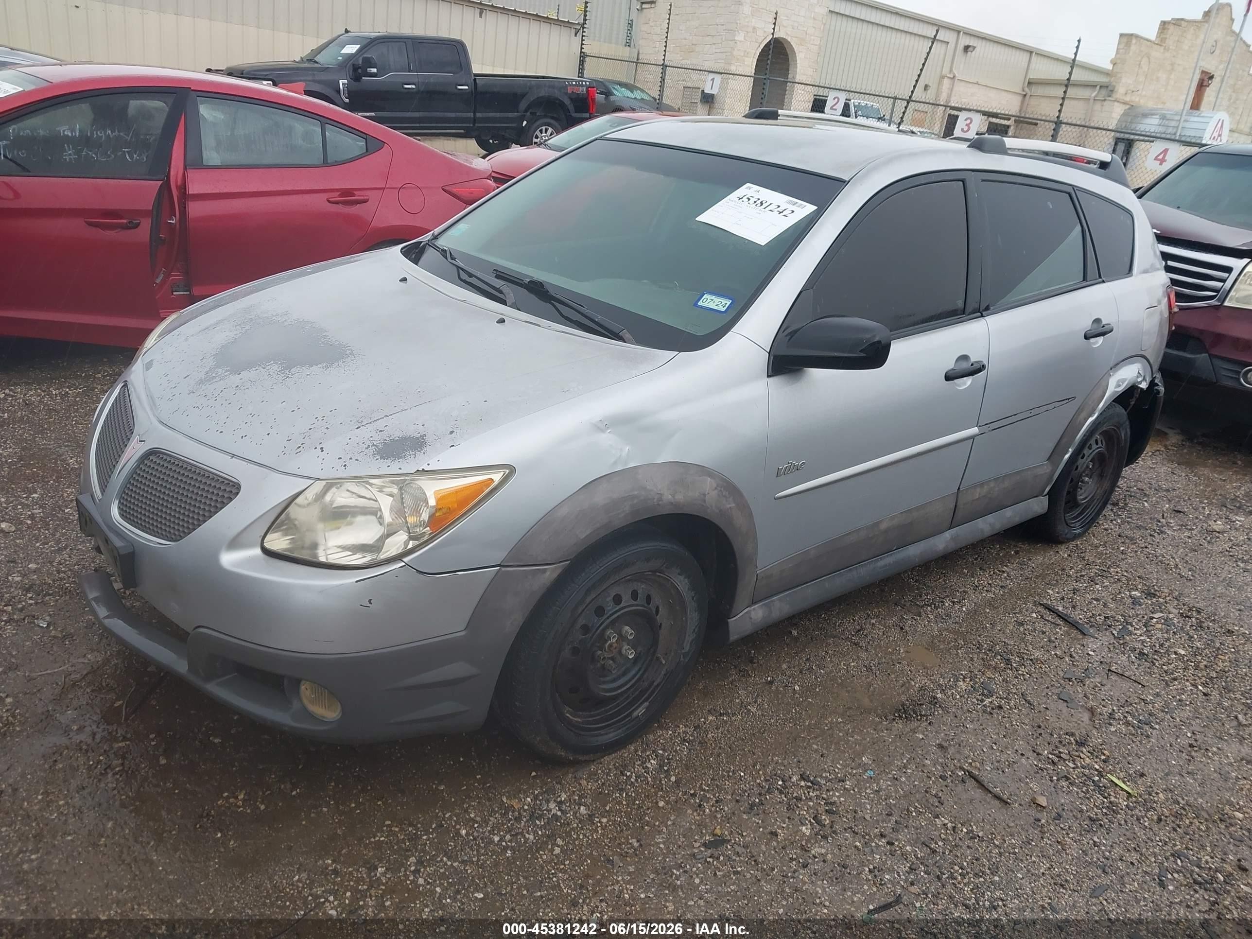 2008 Pontiac Vibe   Silver vin: 5Y2SL65848Z402113