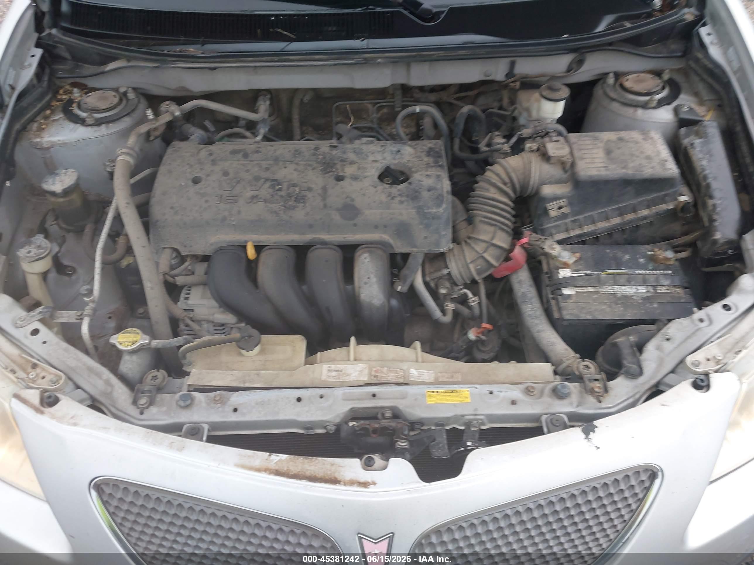 2008 Pontiac Vibe   Silver vin: 5Y2SL65848Z402113