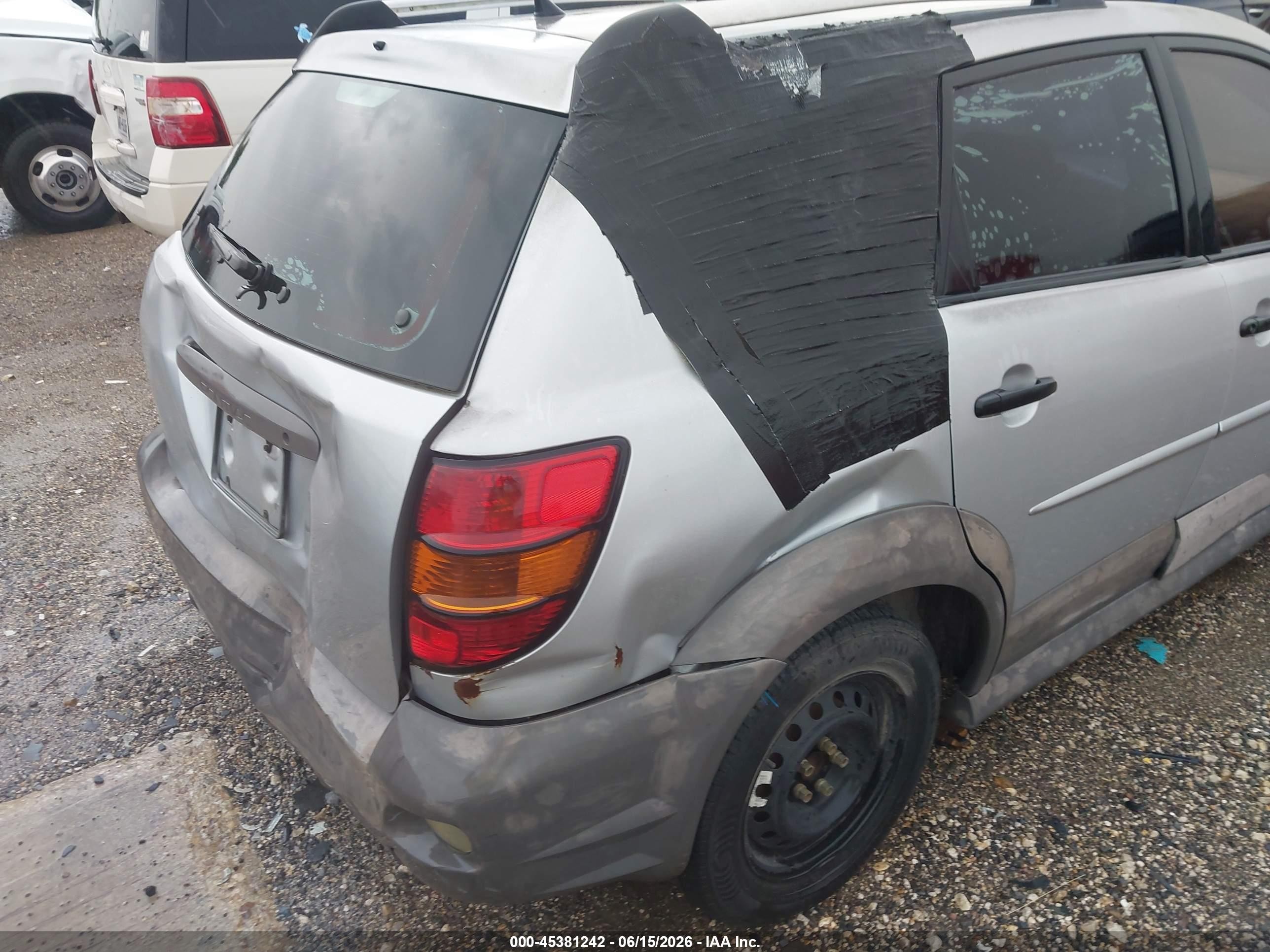 2008 Pontiac Vibe   Silver vin: 5Y2SL65848Z402113