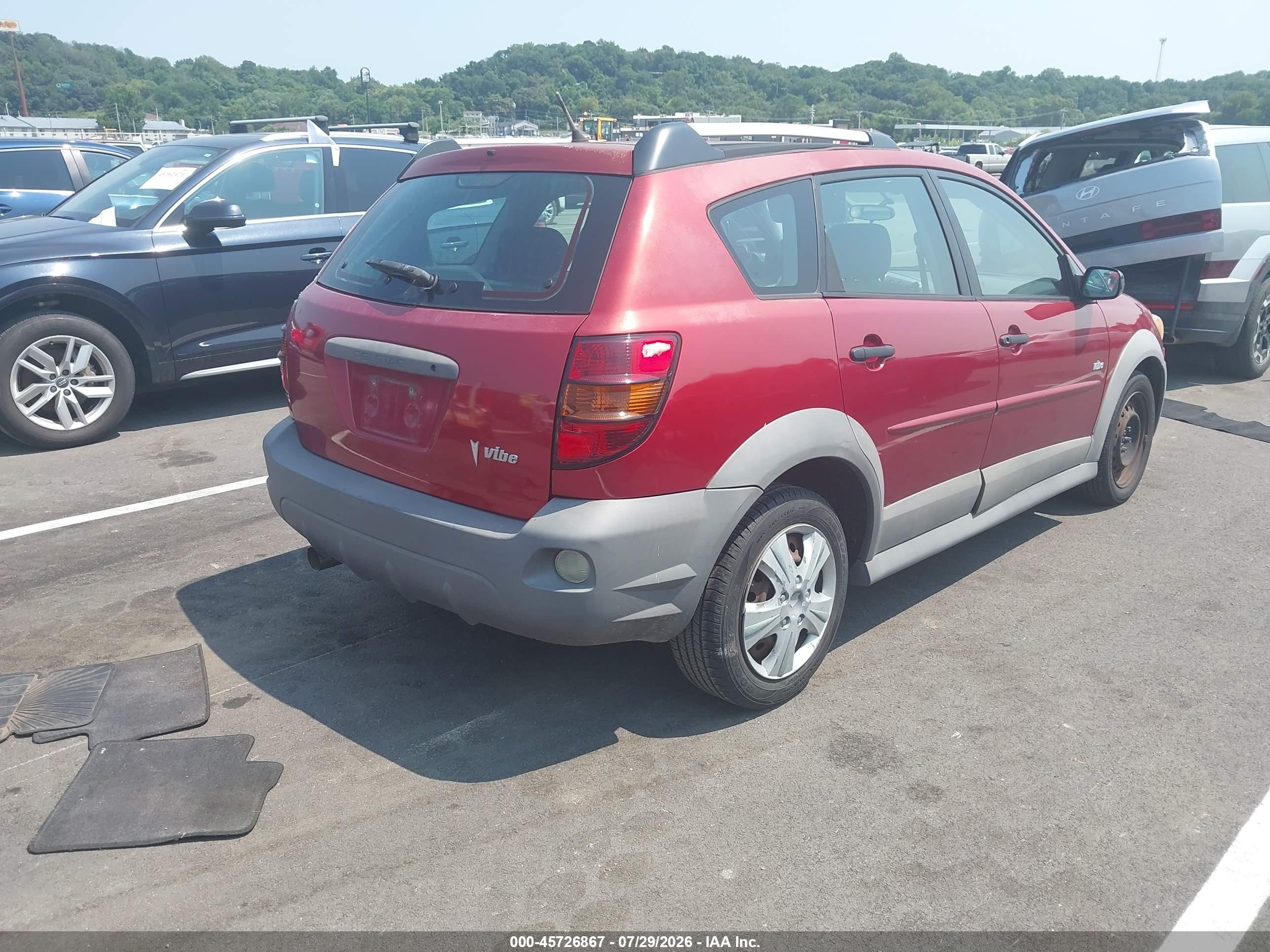 2008 Pontiac Vibe   Red vin: 5Y2SL65848Z421213