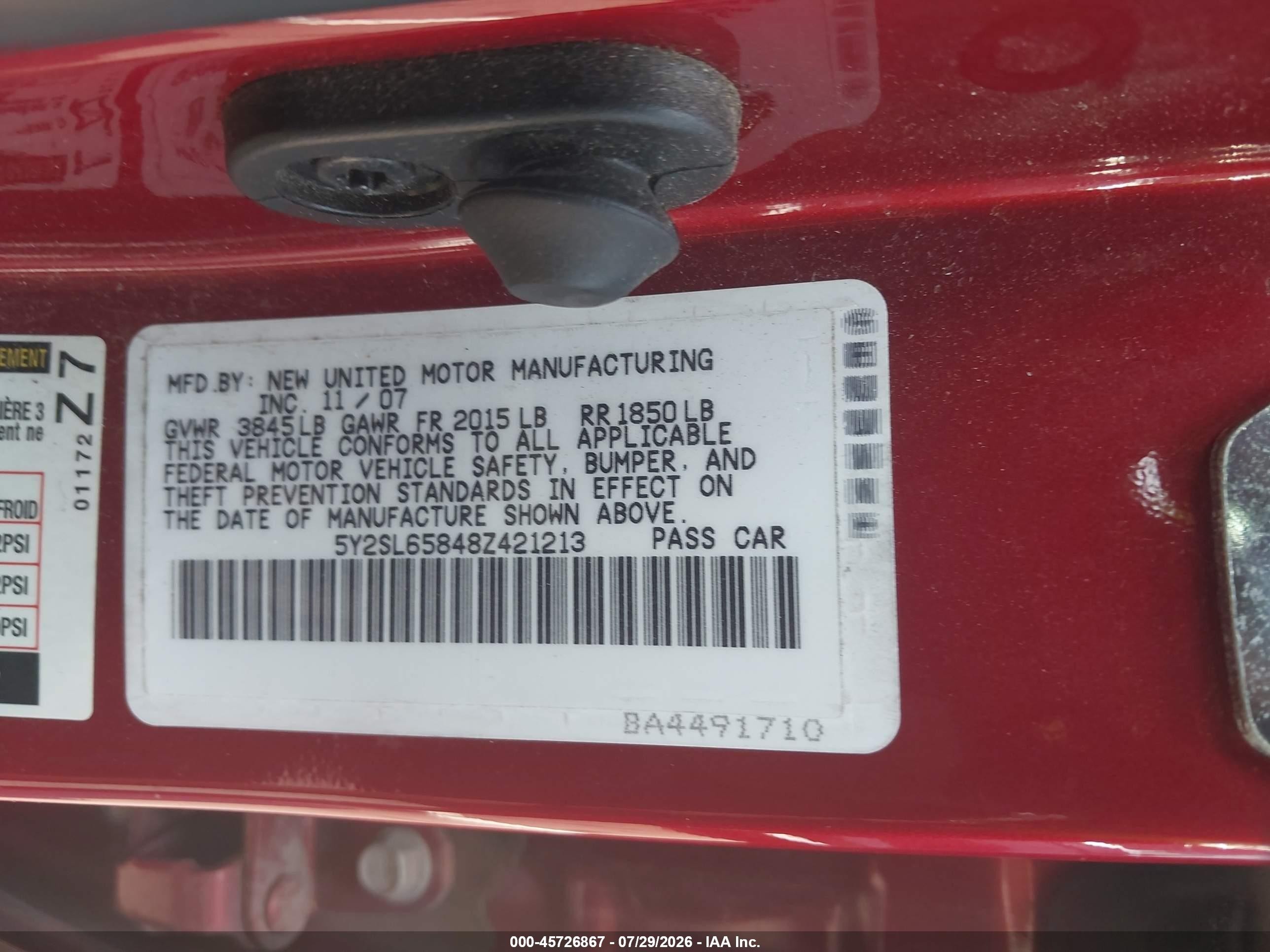 2008 Pontiac Vibe   Red vin: 5Y2SL65848Z421213