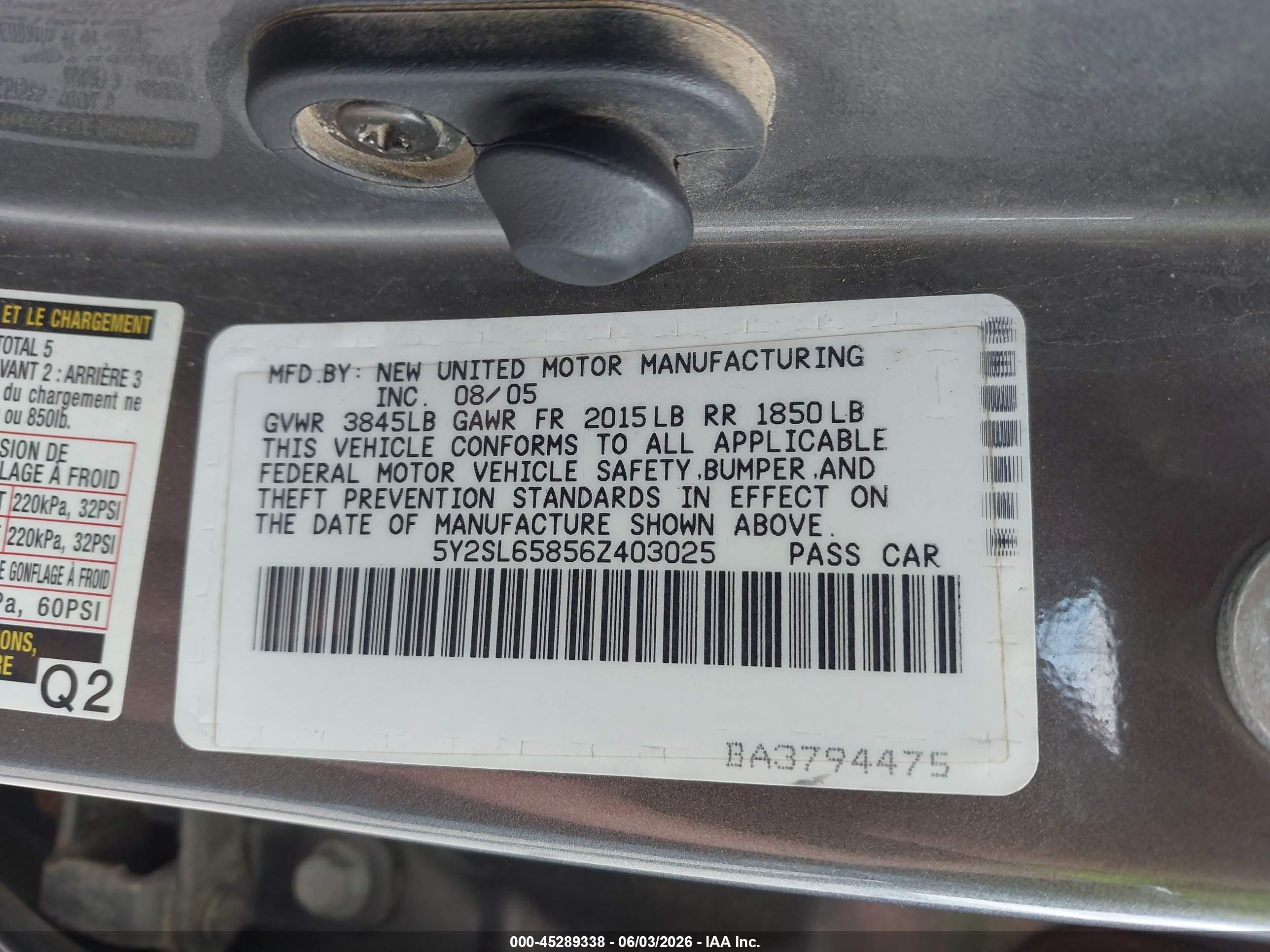 2006 Pontiac Vibe   Gray vin: 5Y2SL65856Z403025