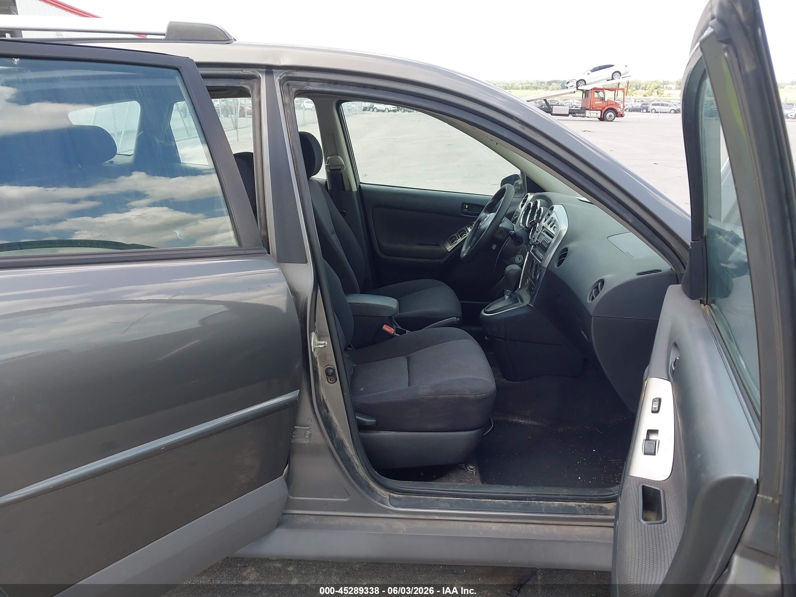2006 Pontiac Vibe   Gray vin: 5Y2SL65856Z403025