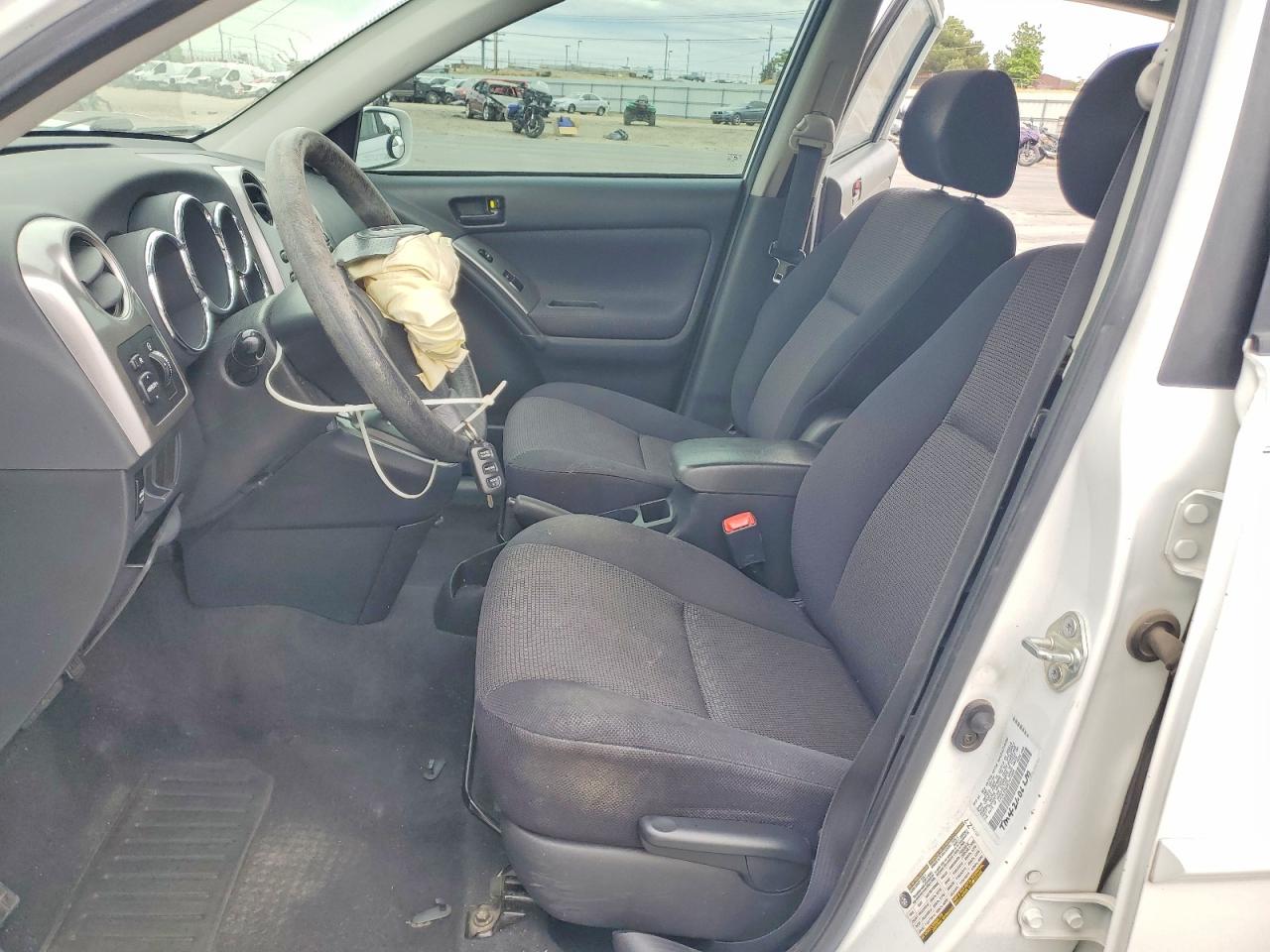 2006 Pontiac Vibe White vin: 5Y2SL65856Z407883