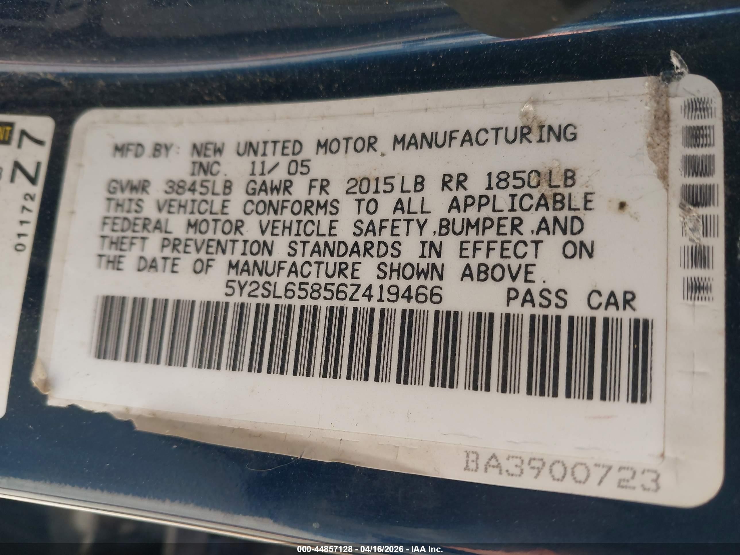 2006 Pontiac Vibe   Blue vin: 5Y2SL65856Z419466