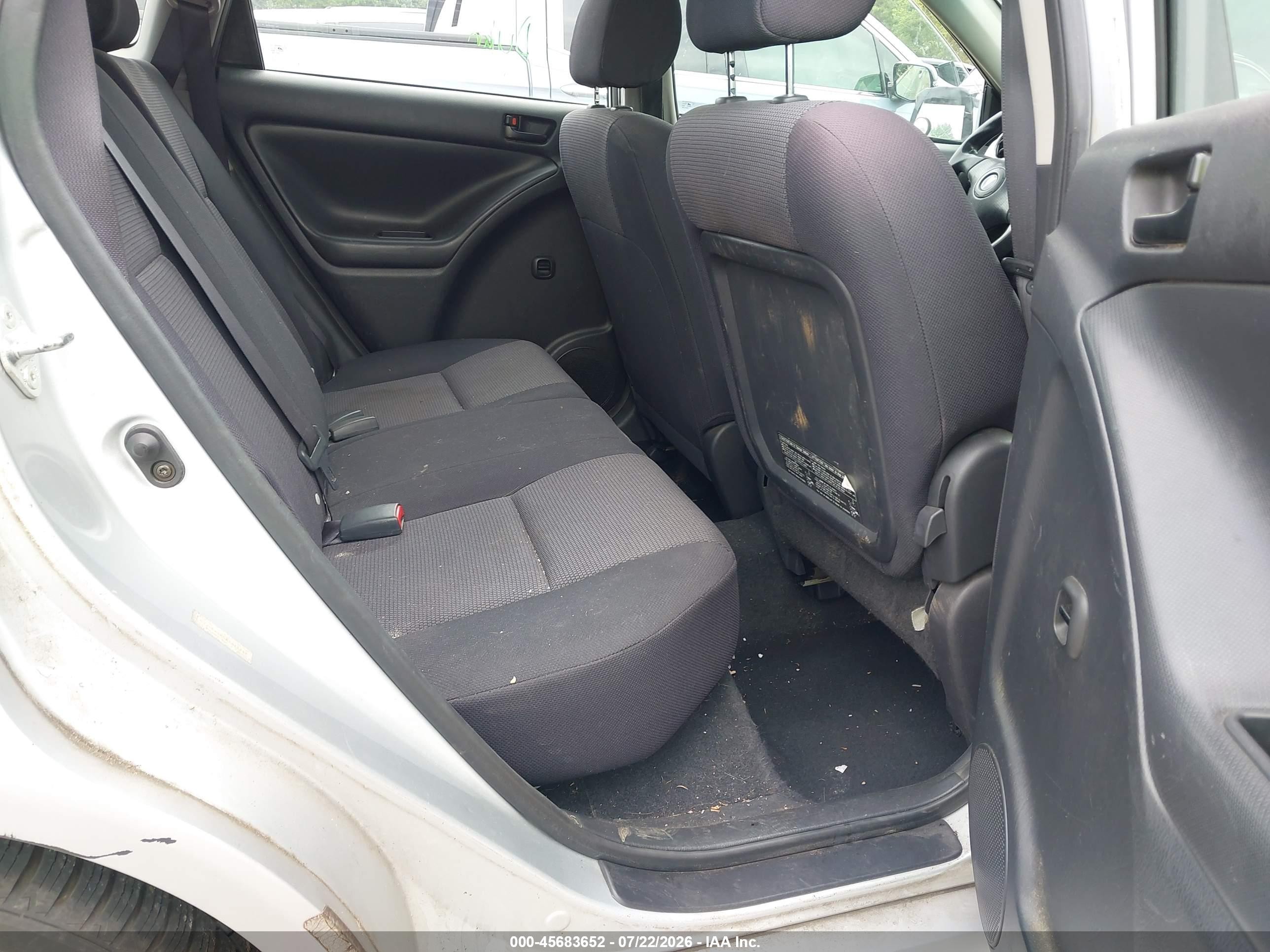 2006 Pontiac Vibe   Silver vin: 5Y2SL65856Z423713
