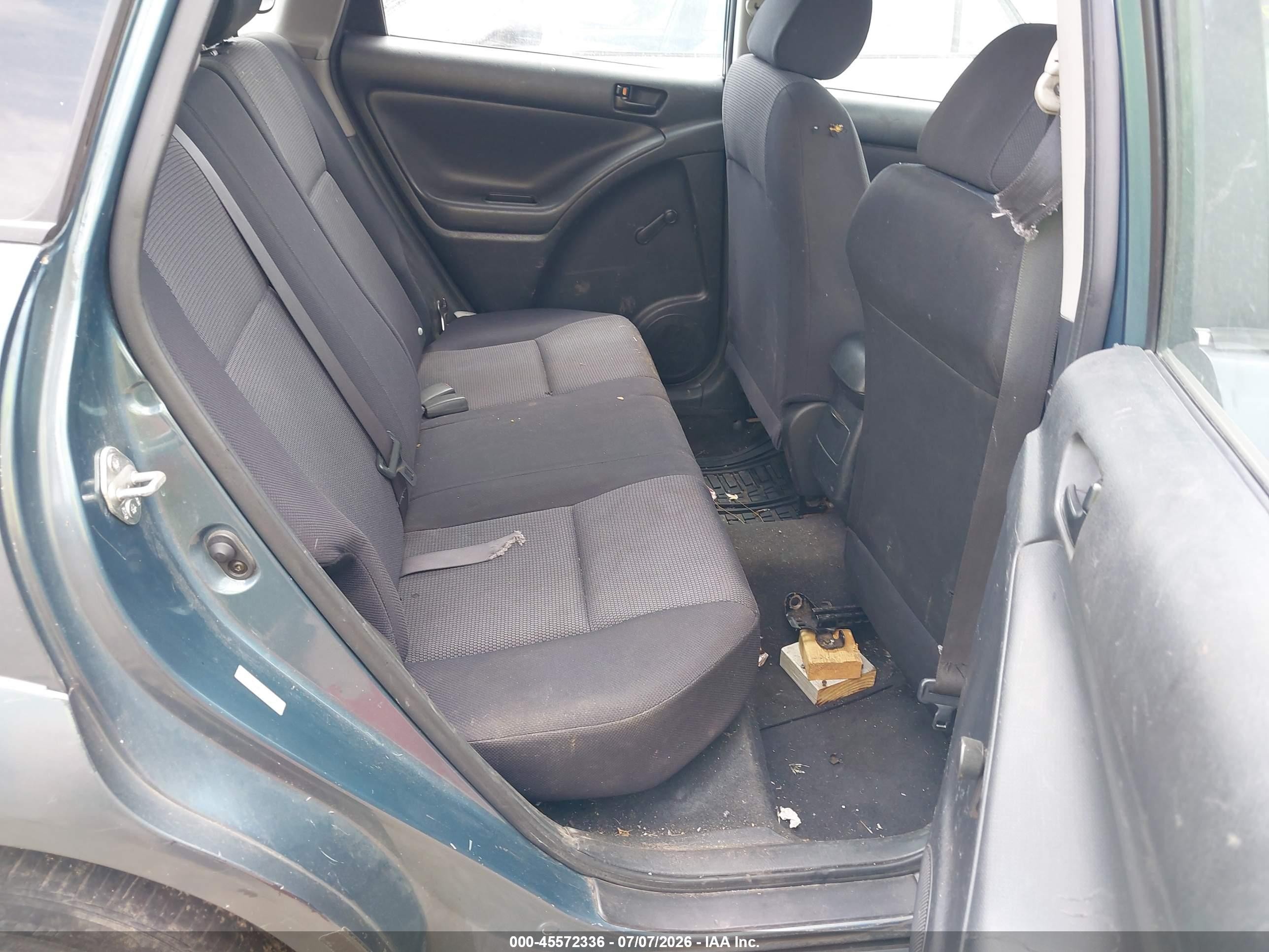 2006 Pontiac Vibe   Blue vin: 5Y2SL65856Z435473