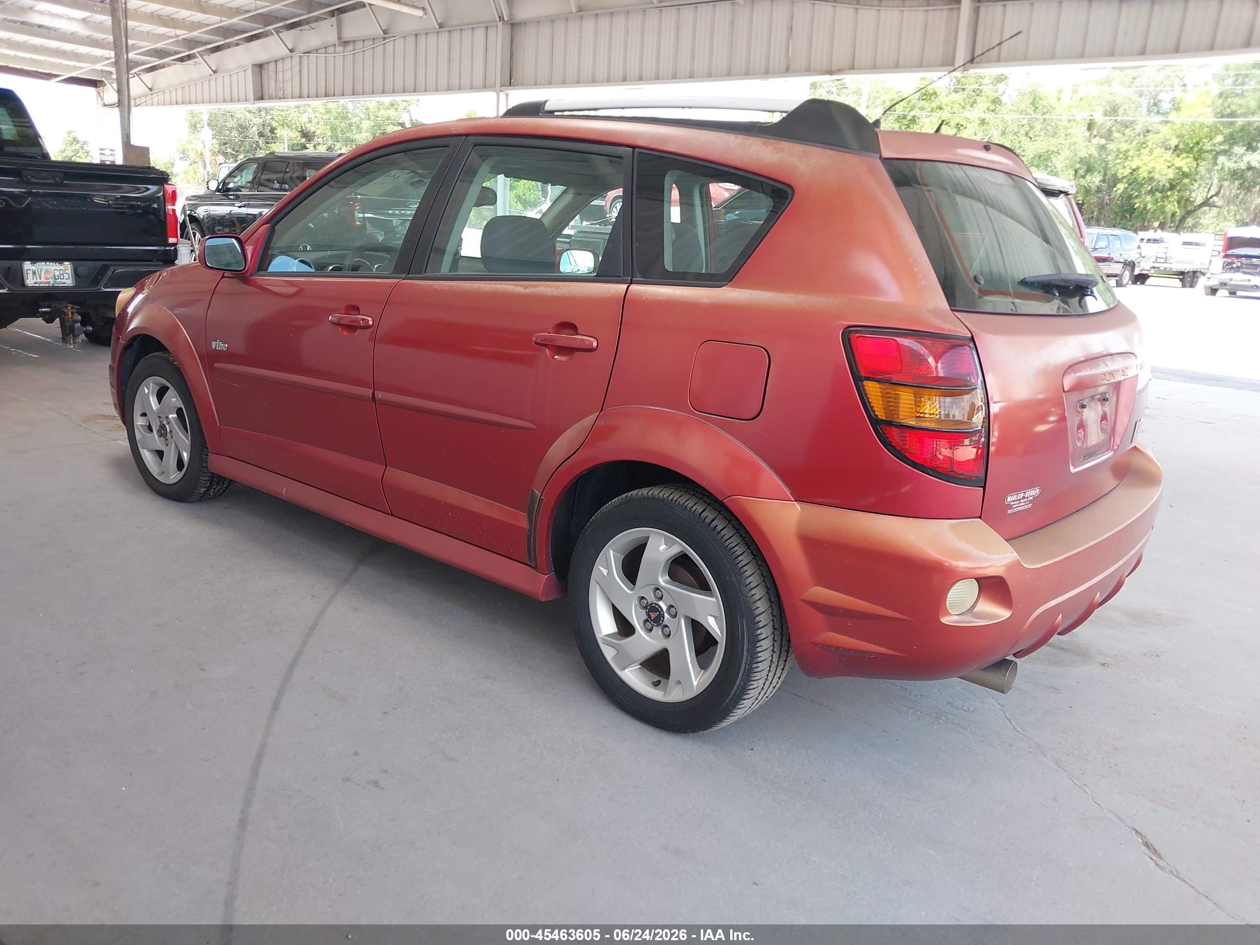 2006 Pontiac Vibe   Red vin: 5Y2SL65856Z456372