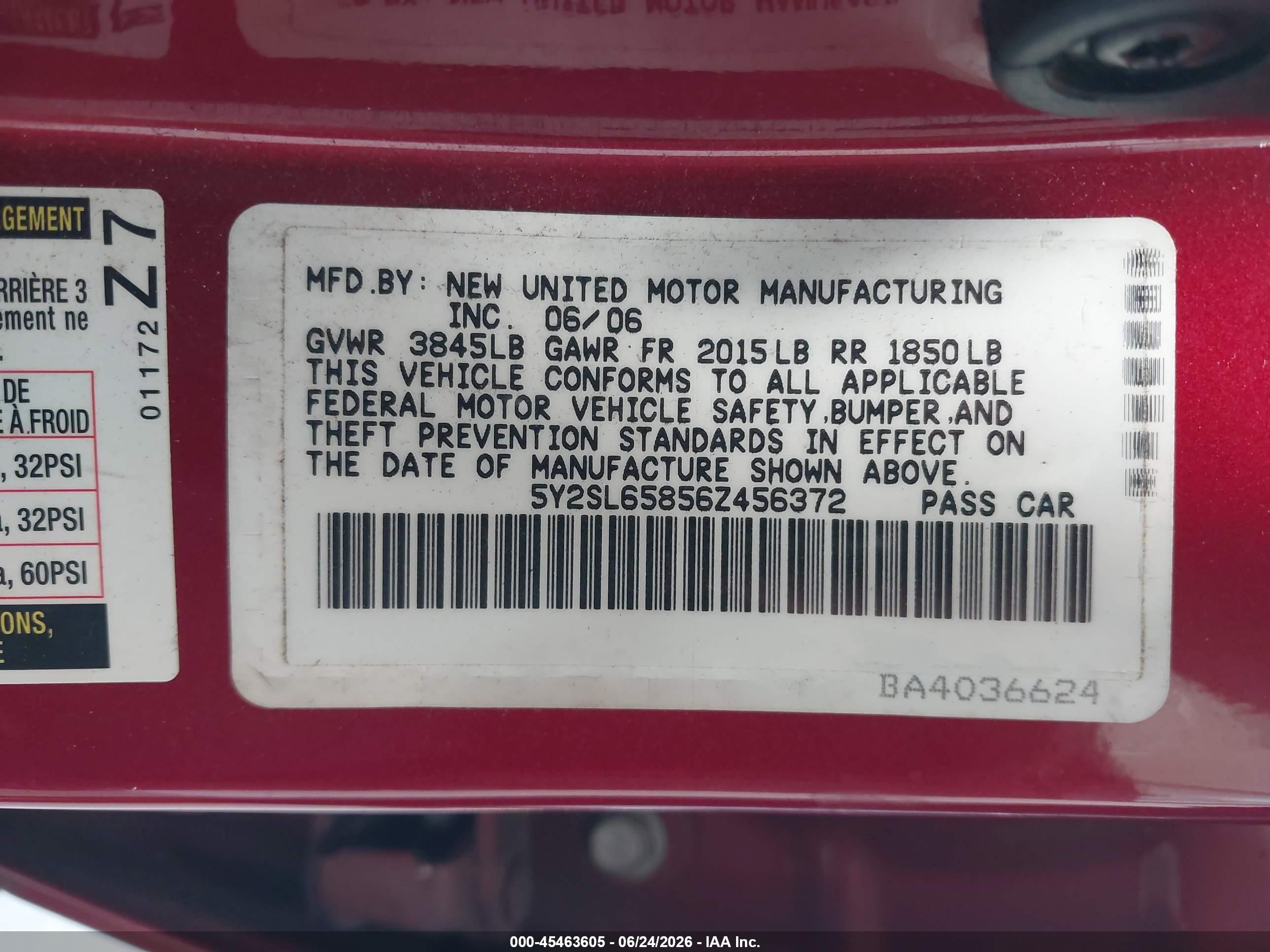 2006 Pontiac Vibe   Red vin: 5Y2SL65856Z456372