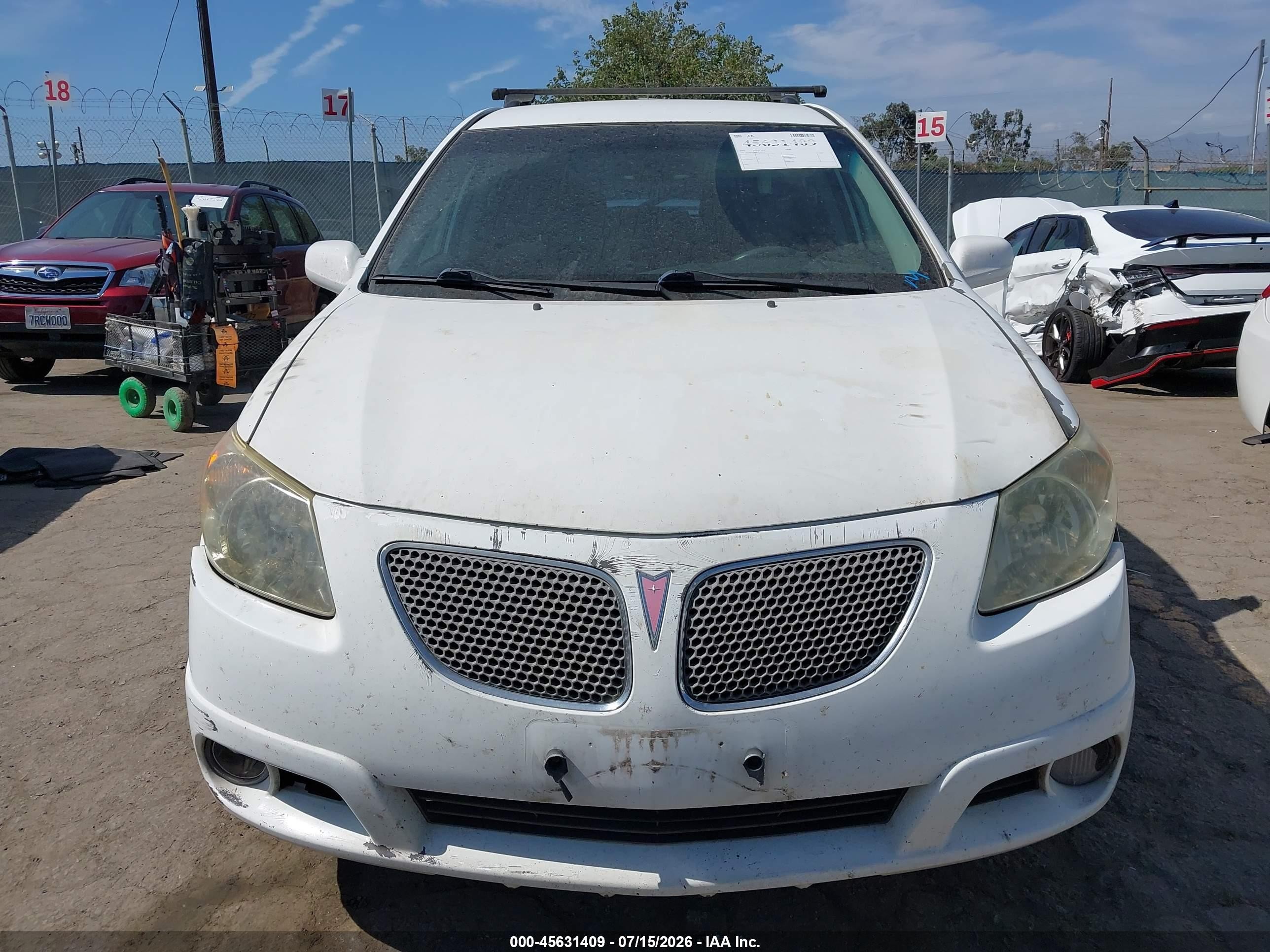2006 Pontiac Vibe   White vin: 5Y2SL65866Z415491