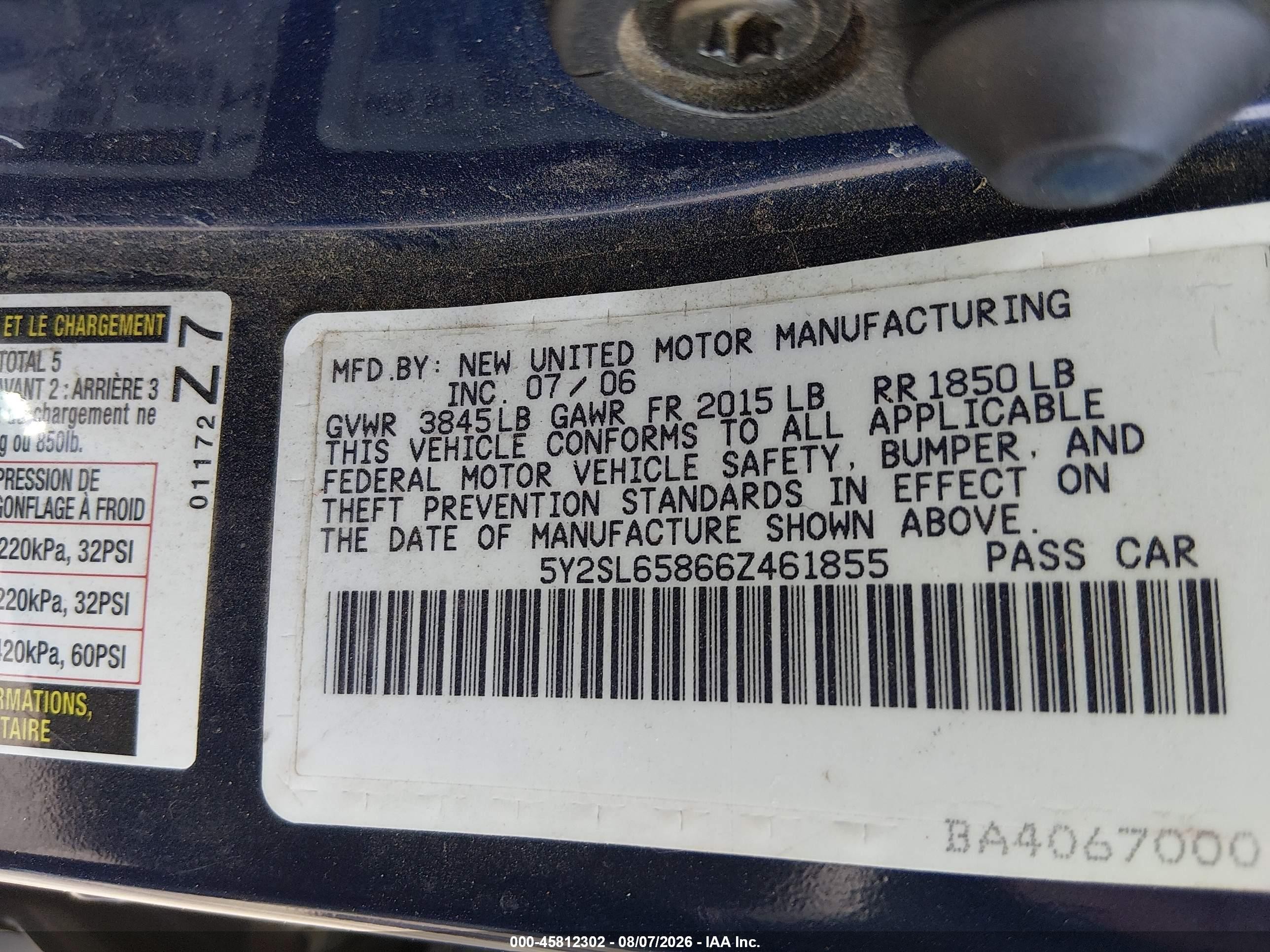 2006 Pontiac Vibe   Blue vin: 5Y2SL65866Z461855