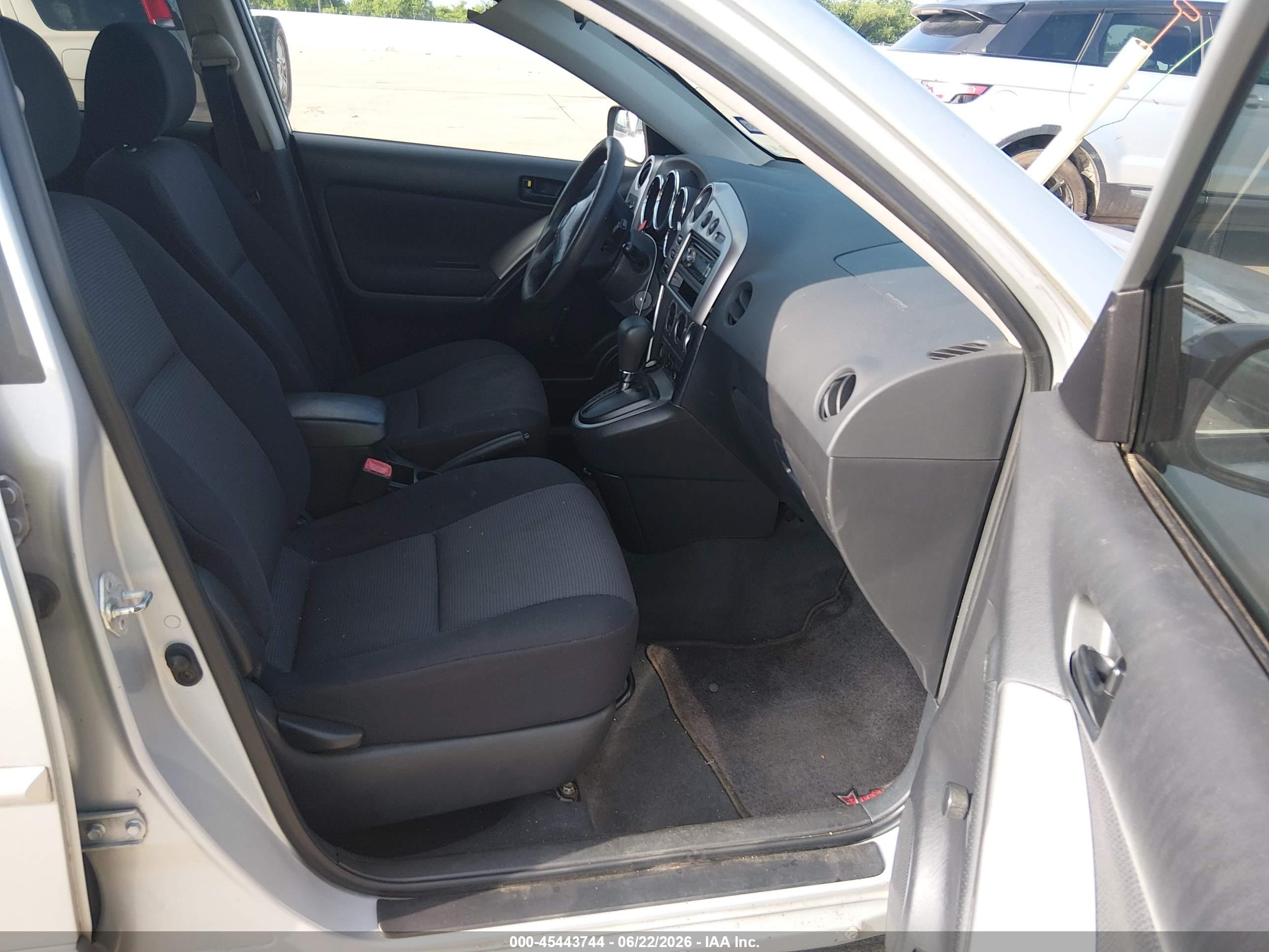 2006 Pontiac Vibe   Silver vin: 5Y2SL65876Z401356