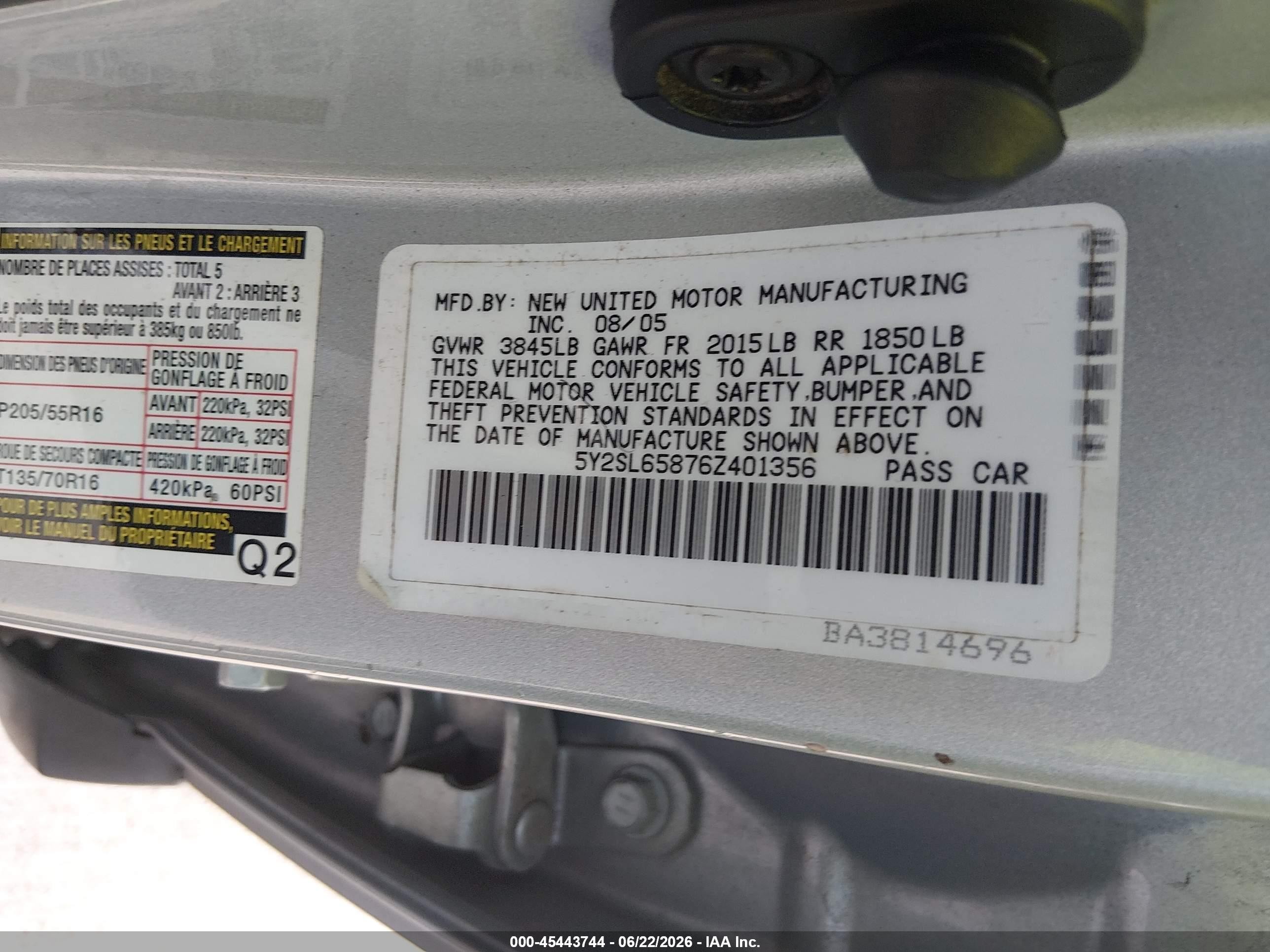 2006 Pontiac Vibe   Silver vin: 5Y2SL65876Z401356