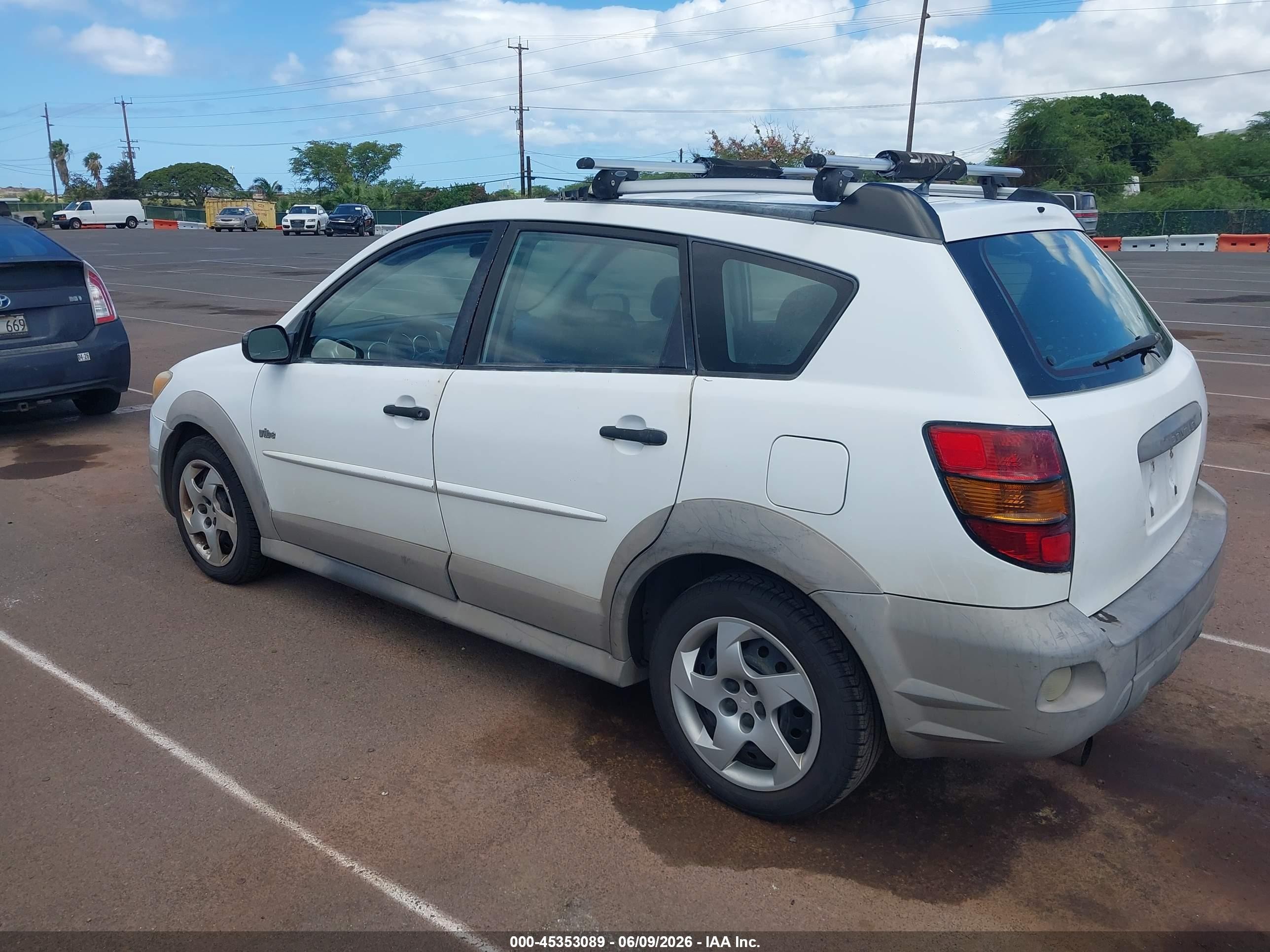 2006 Pontiac Vibe   White vin: 5Y2SL65876Z404032