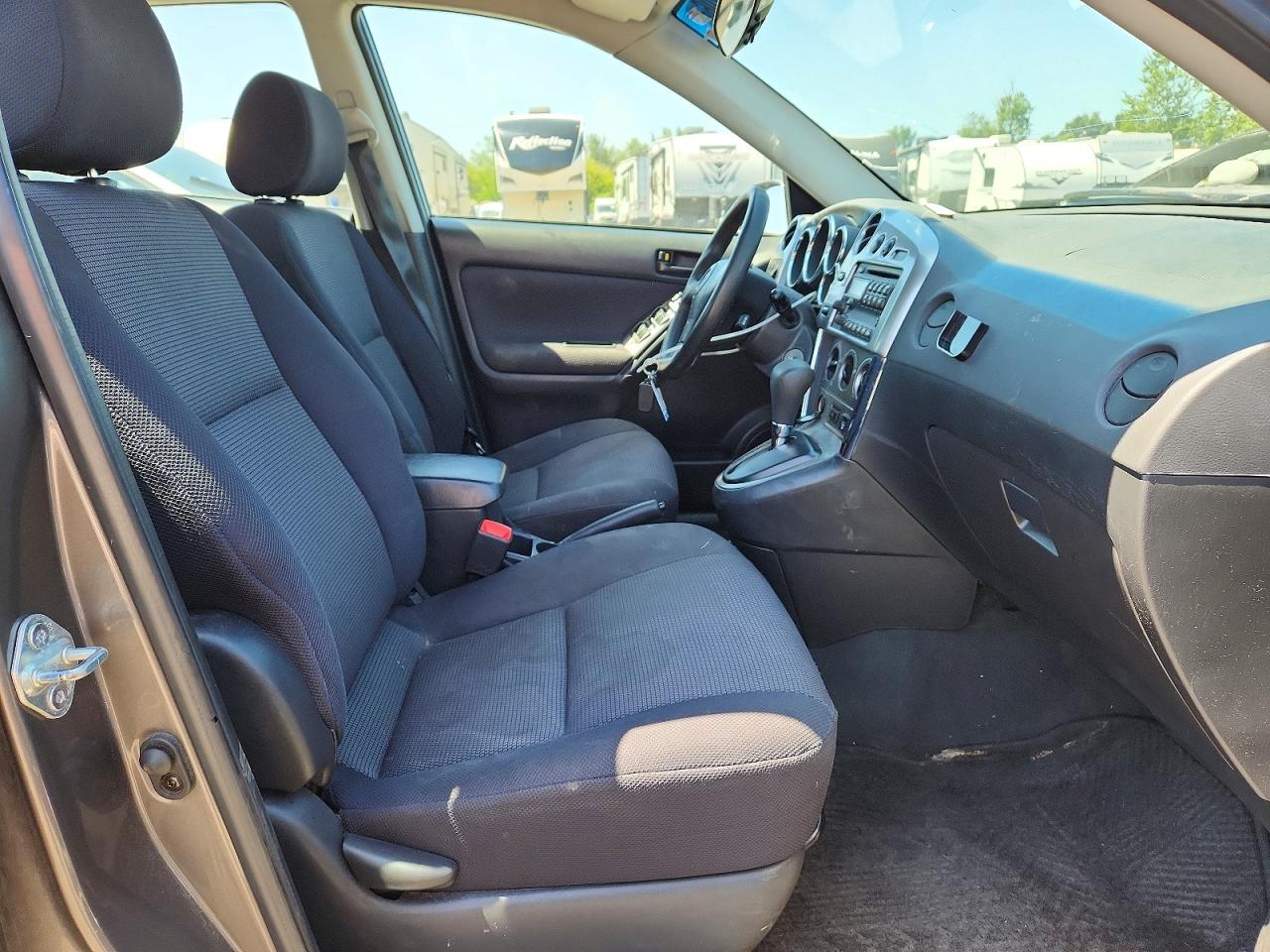 2006 Pontiac Vibe Gray vin: 5Y2SL65876Z405956