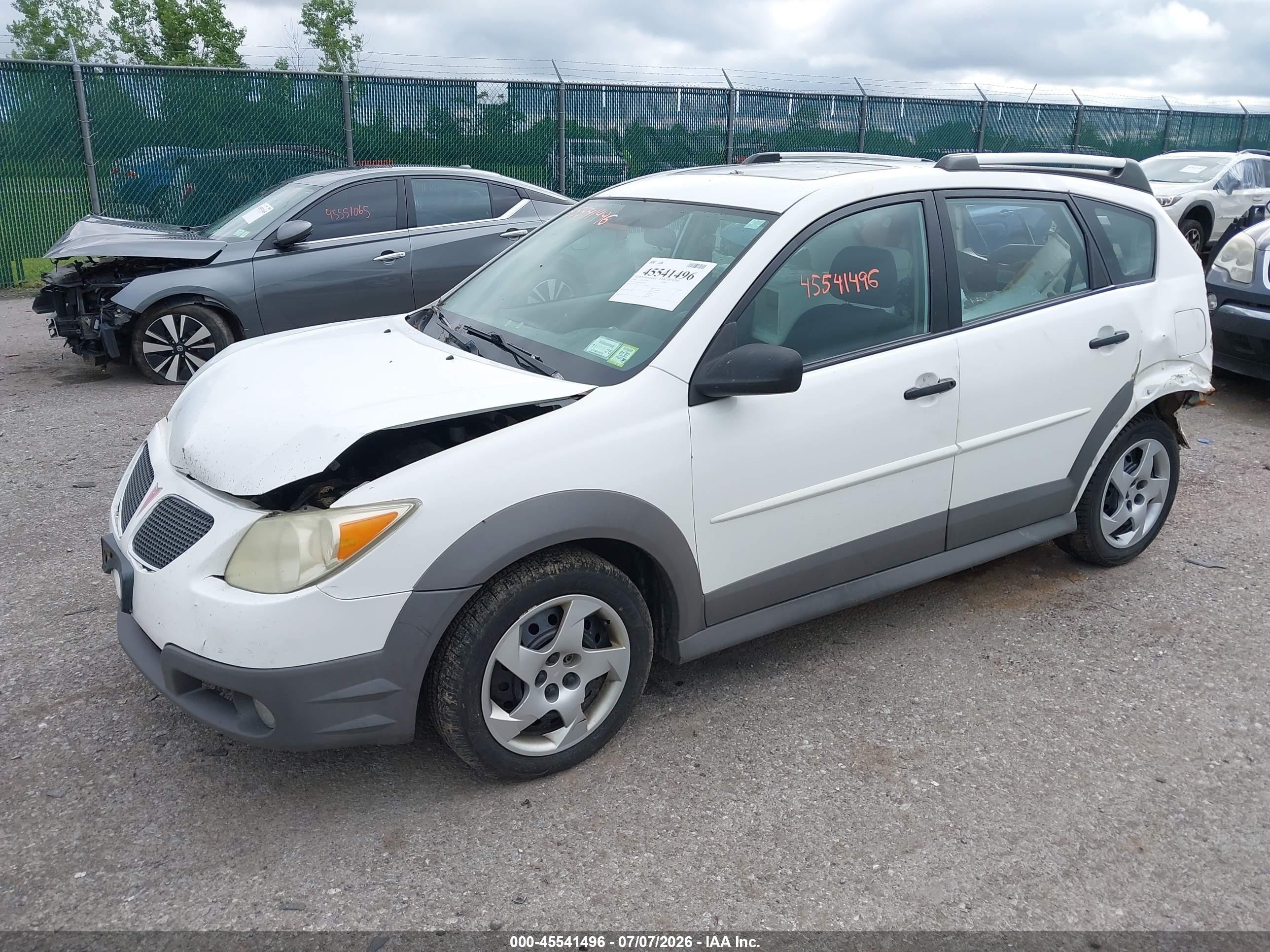 2006 Pontiac Vibe   White vin: 5Y2SL65876Z406220