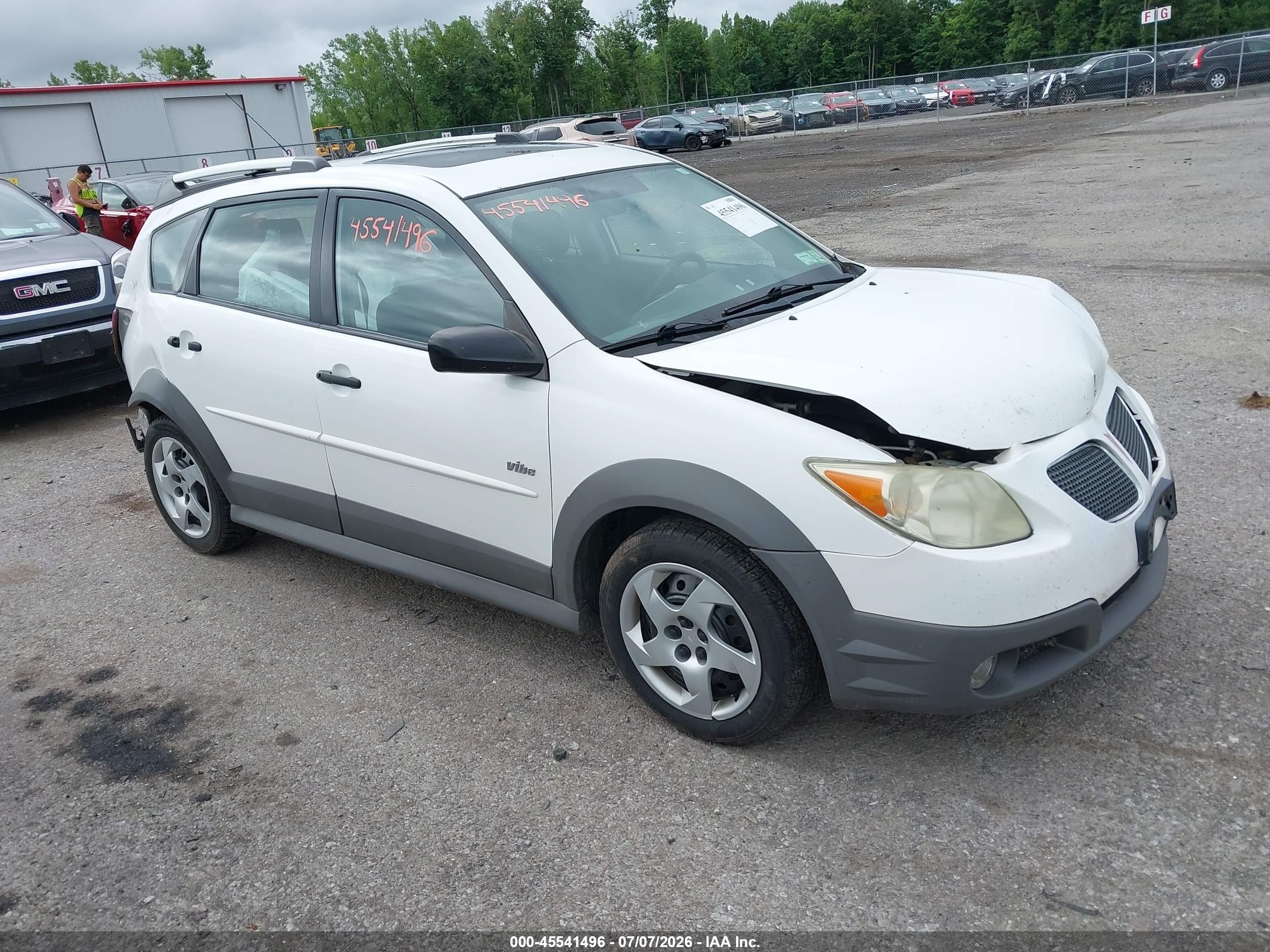 2006 Pontiac Vibe   White vin: 5Y2SL65876Z406220