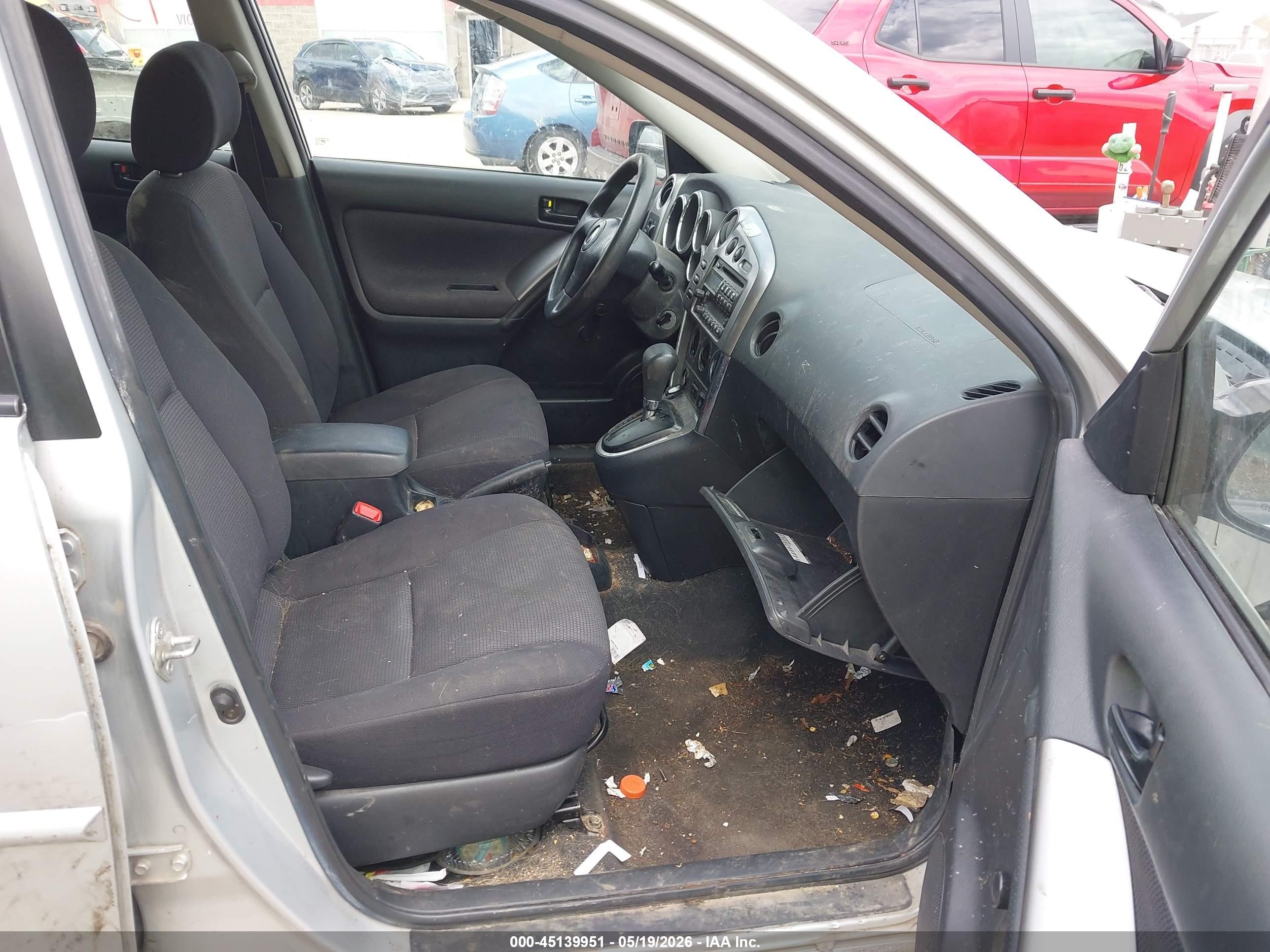 2006 Pontiac Vibe   Silver vin: 5Y2SL65876Z416469