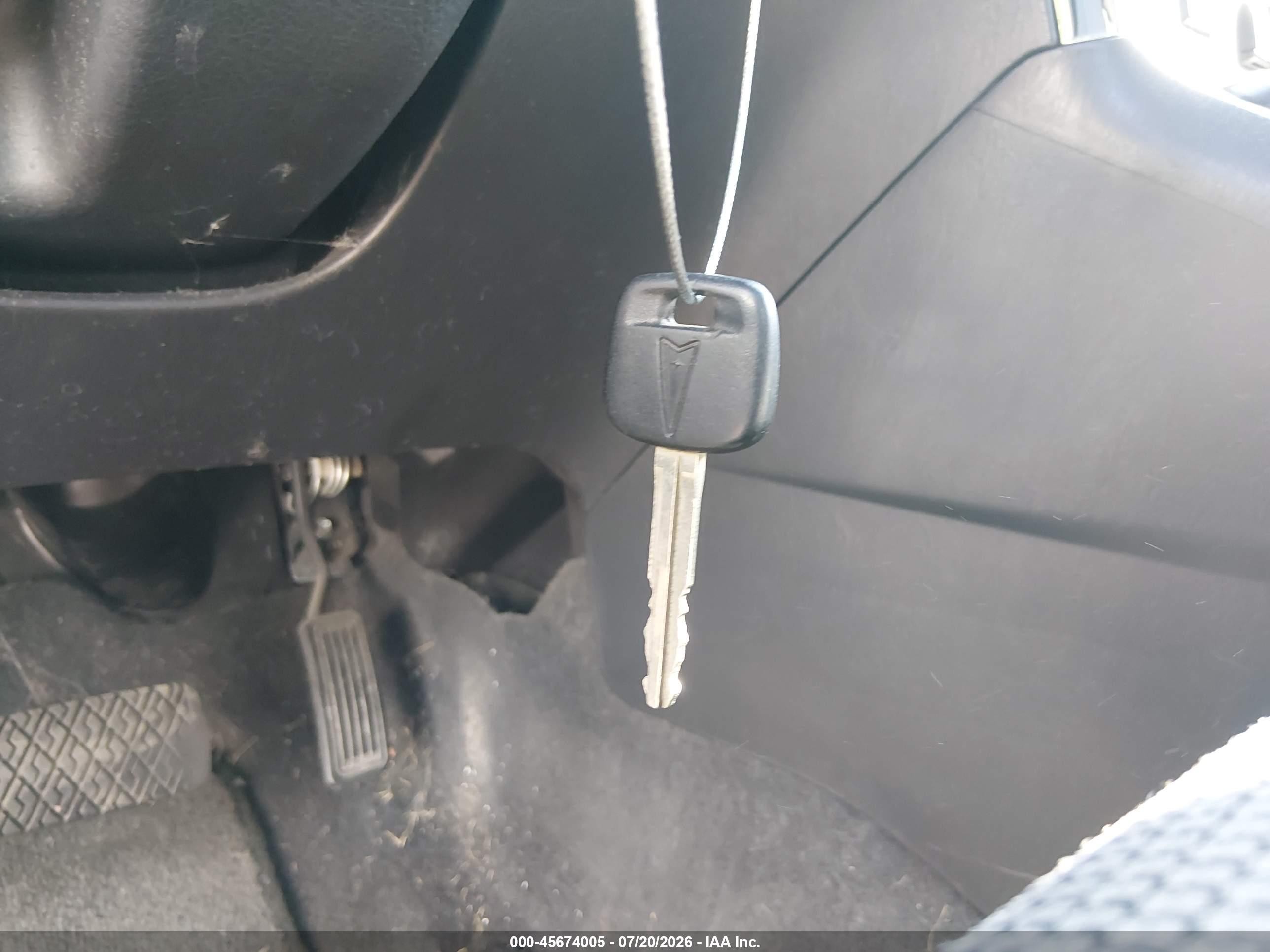 2007 Pontiac Vibe   Black vin: 5Y2SL65877Z442202