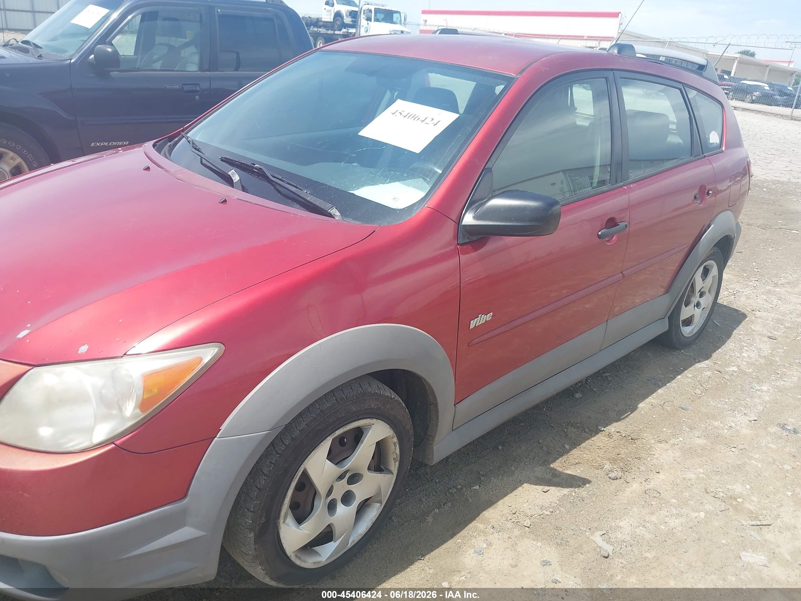 2008 Pontiac Vibe   Red vin: 5Y2SL65878Z414143