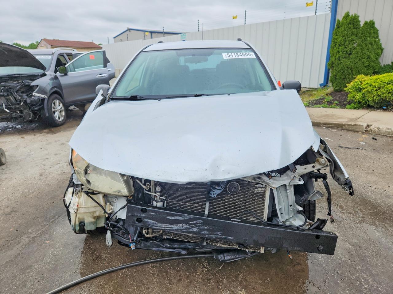 2006 Pontiac Vibe Silver vin: 5Y2SL65886Z430686