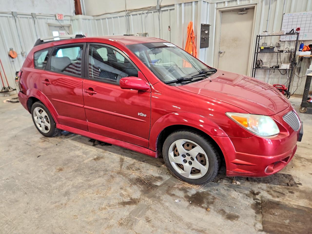2007 Pontiac Vibe Red vin: 5Y2SL65887Z408155