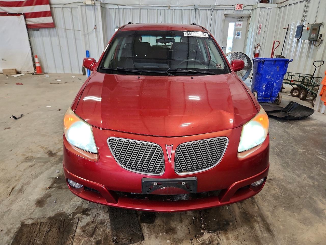 2007 Pontiac Vibe Red vin: 5Y2SL65887Z408155