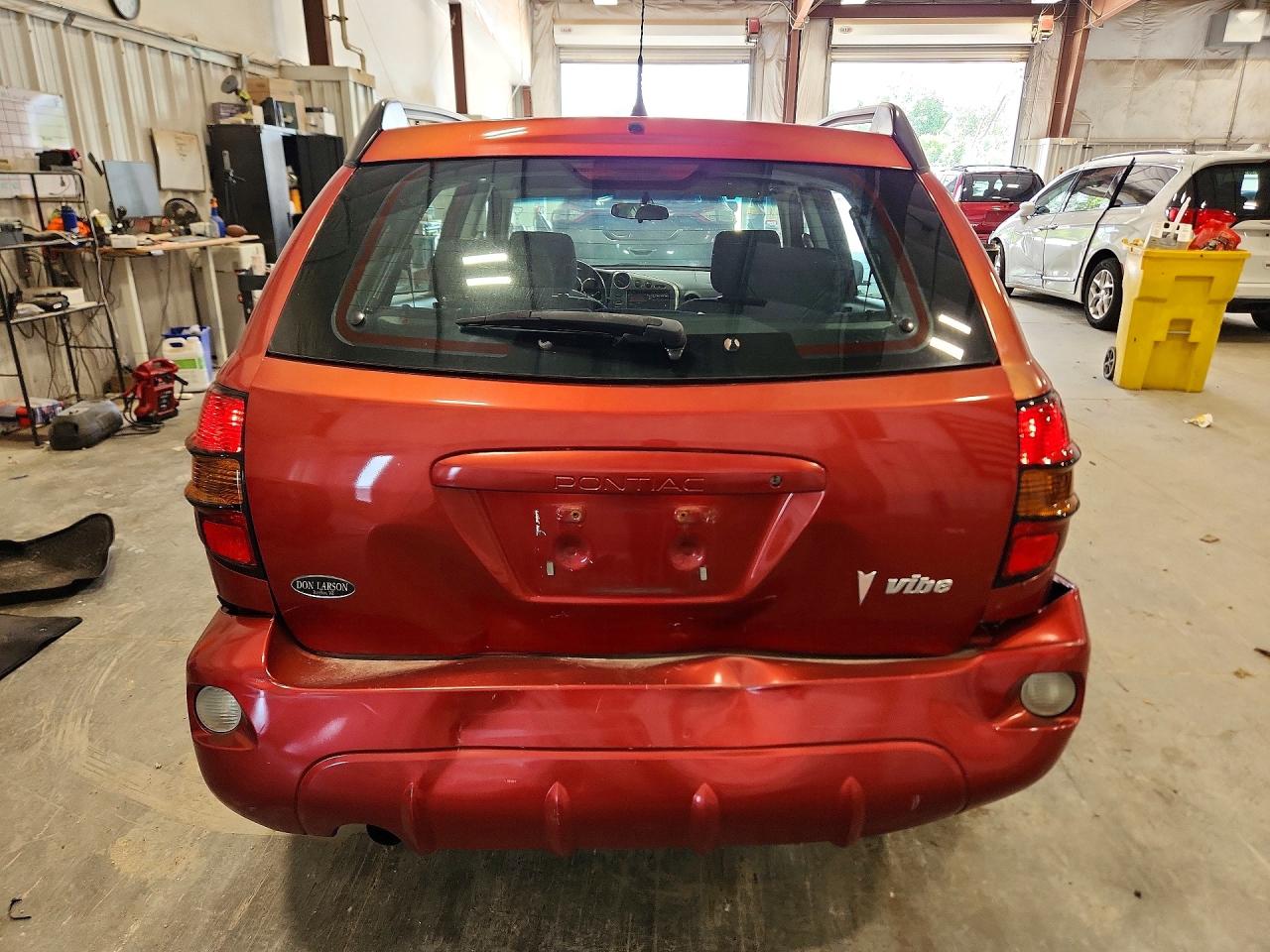 2007 Pontiac Vibe Red vin: 5Y2SL65887Z408155