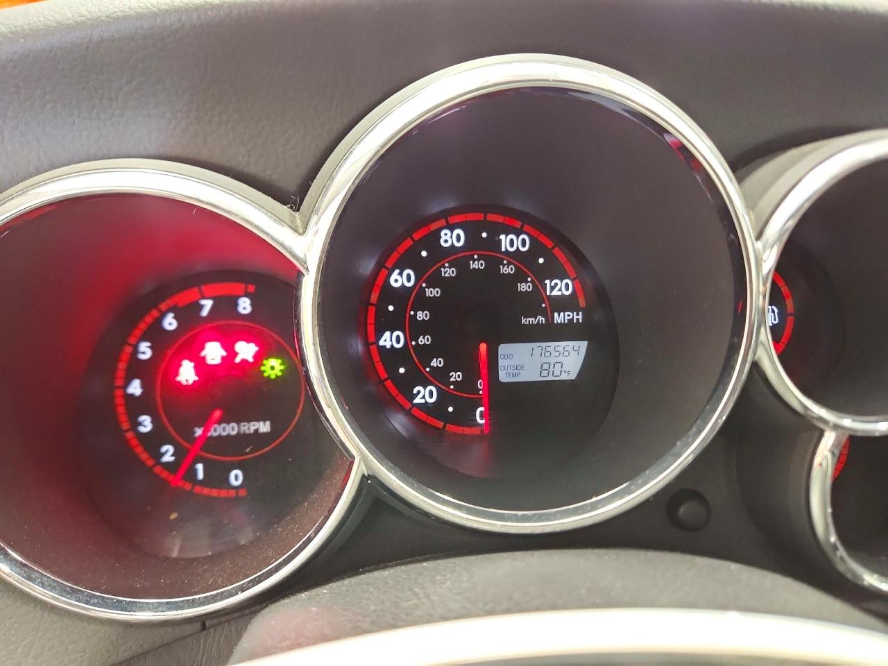 2007 Pontiac Vibe Red vin: 5Y2SL65887Z408155