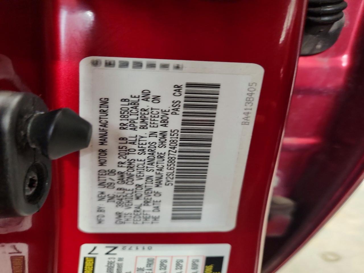 2007 Pontiac Vibe Red vin: 5Y2SL65887Z408155