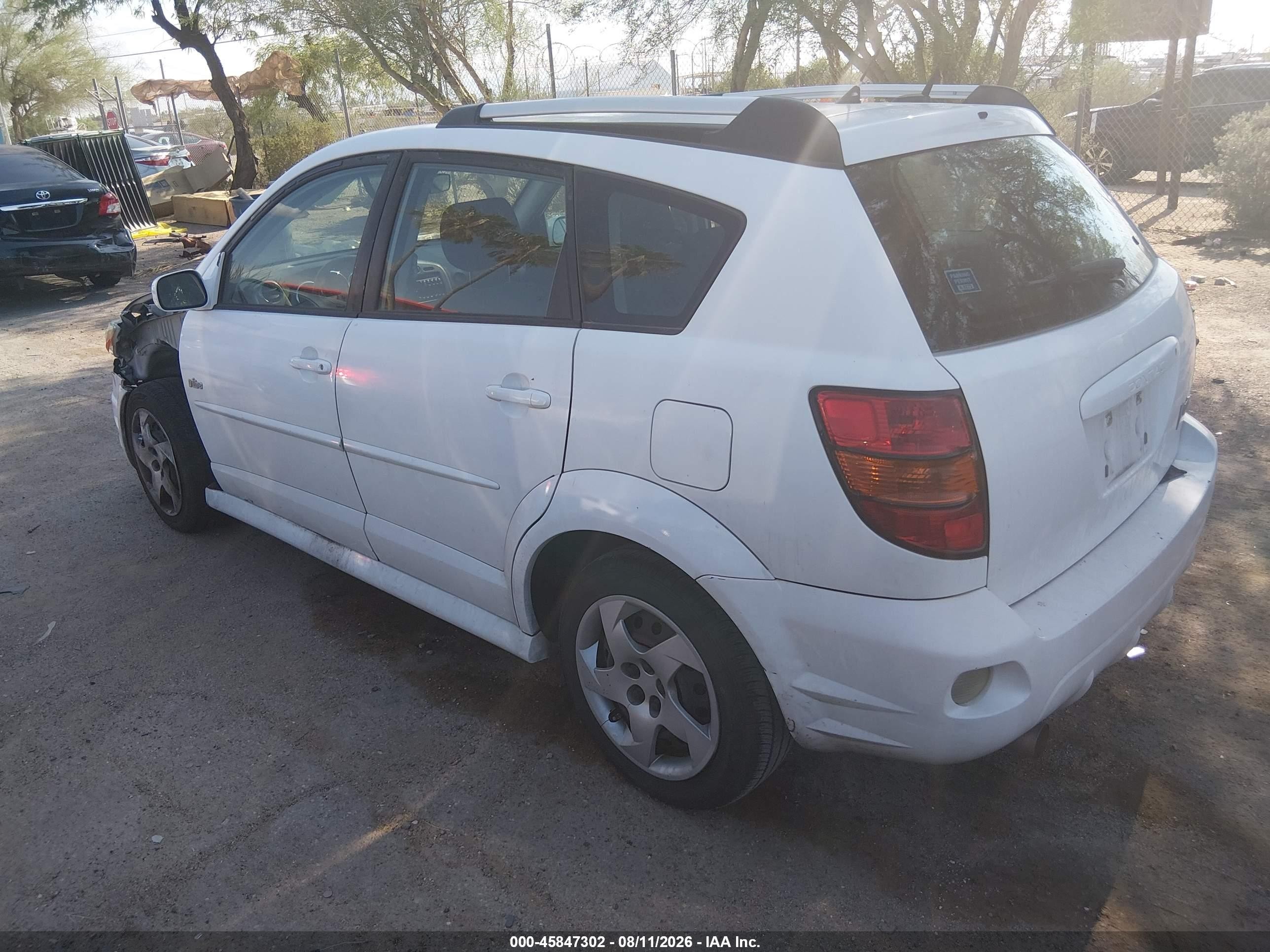 2008 Pontiac Vibe   Белый vin: 5Y2SL65888Z422302