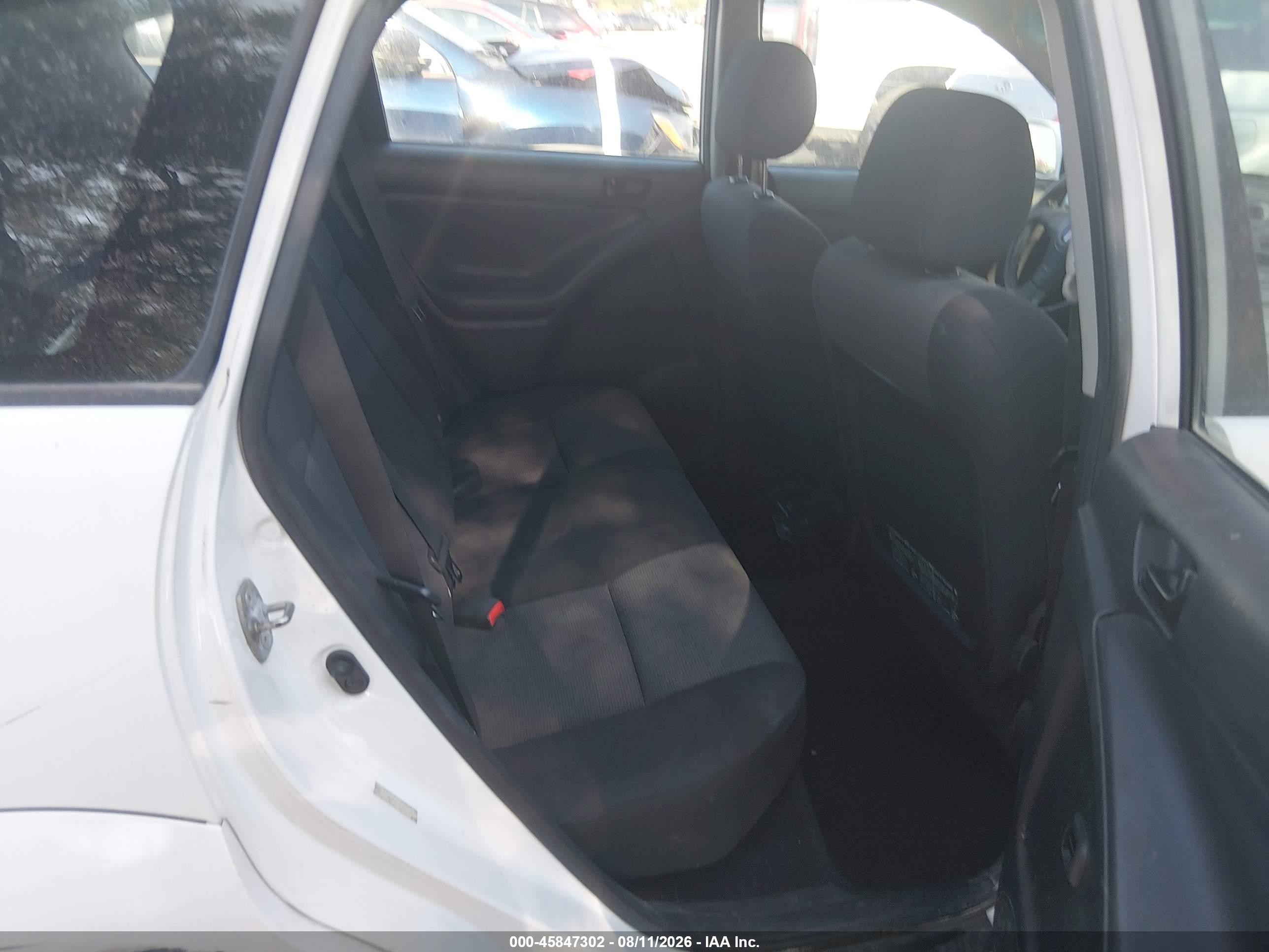 2008 Pontiac Vibe   Белый vin: 5Y2SL65888Z422302