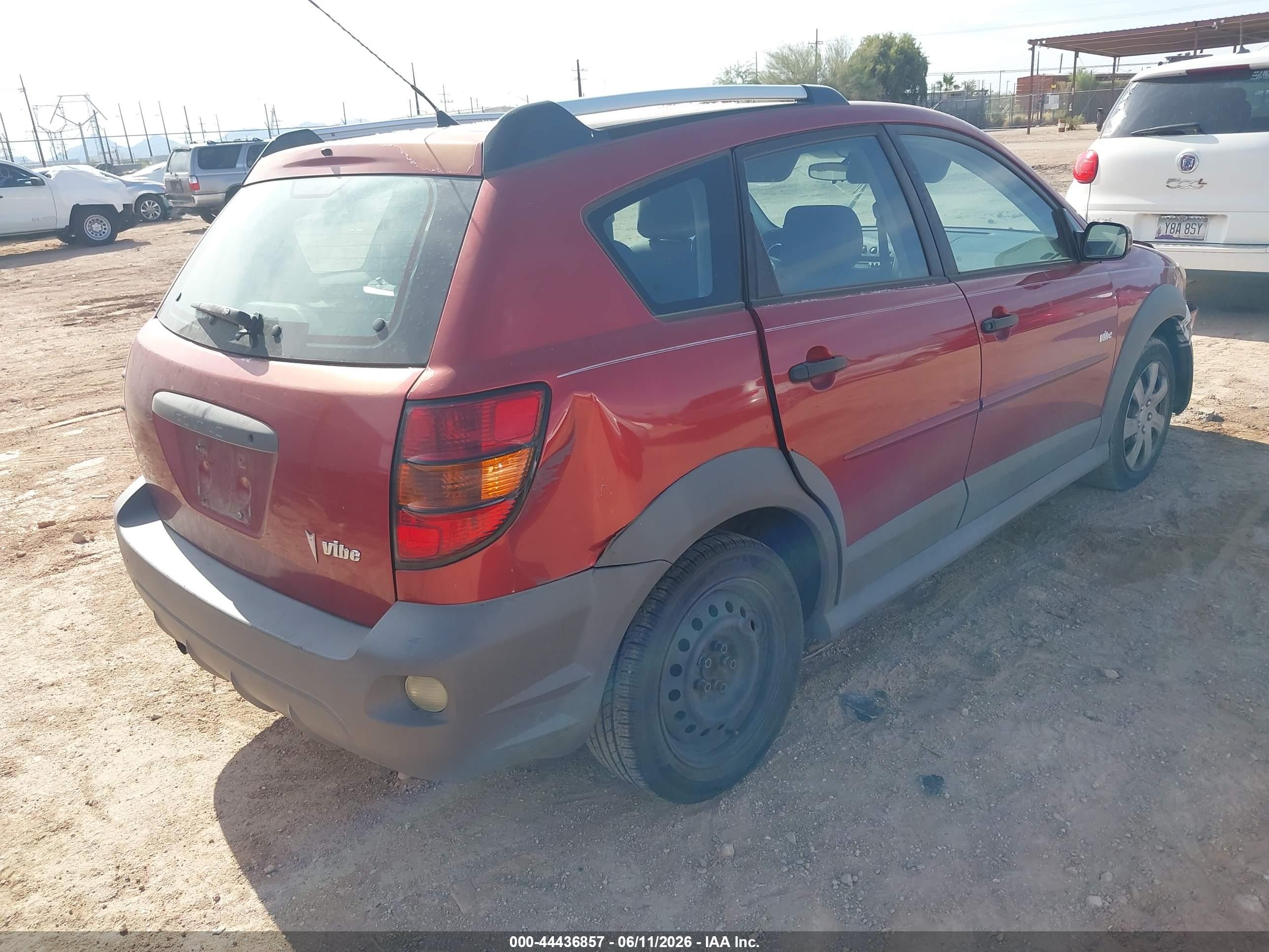 2006 Pontiac Vibe   Red vin: 5Y2SL65896Z402640