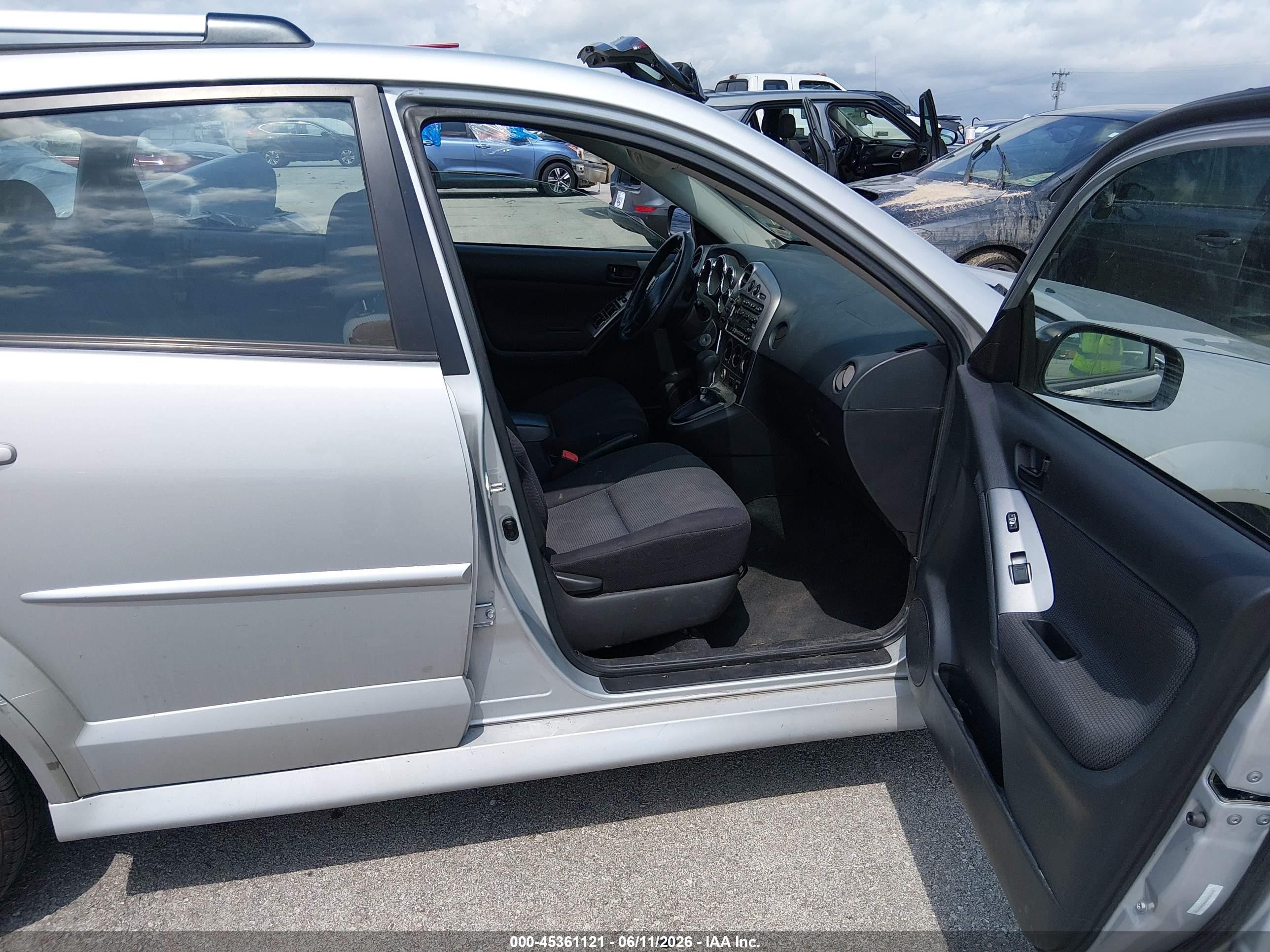 2006 Pontiac Vibe Silver vin: 5Y2SL65896Z432754